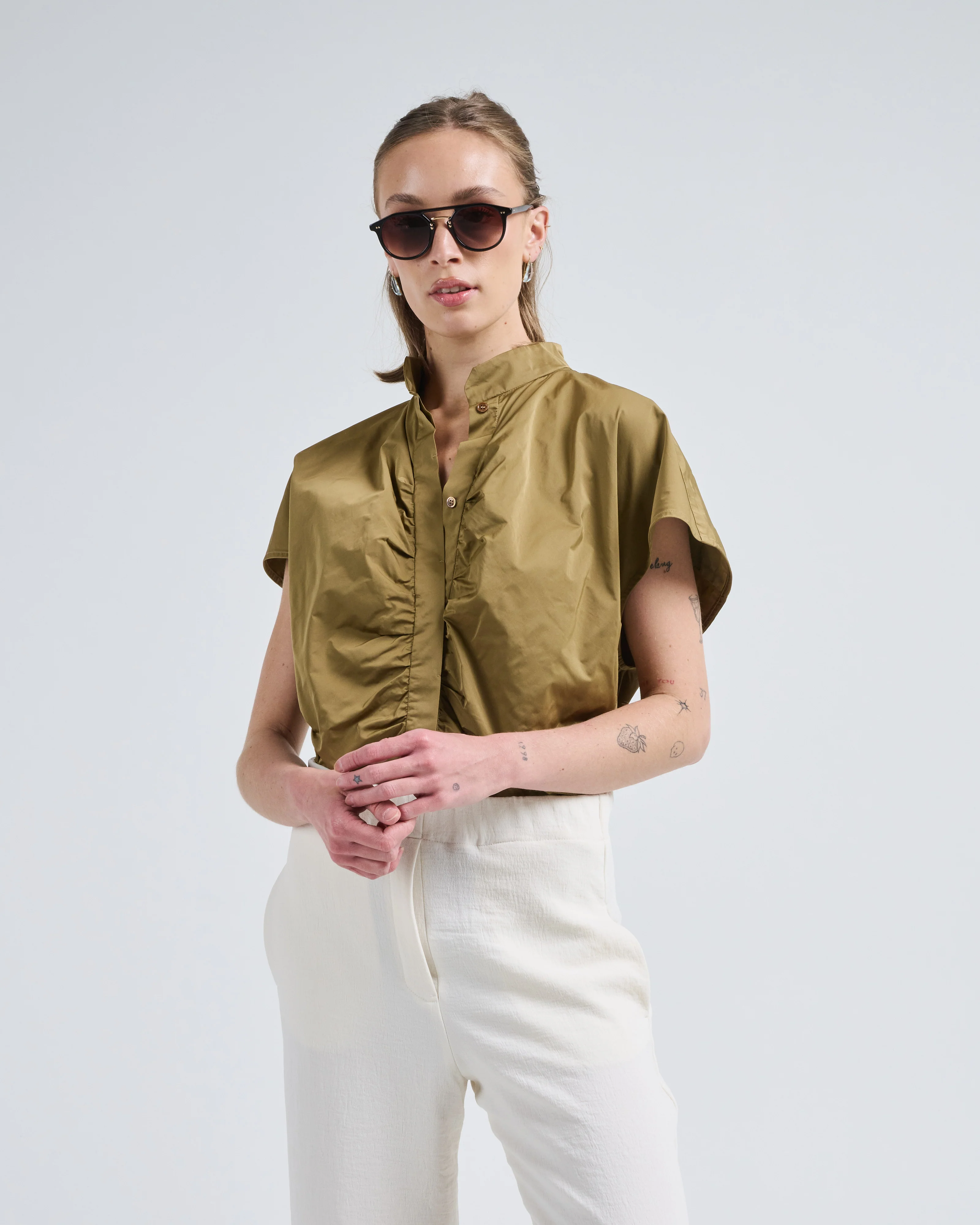 satin ruff cape - Image 4