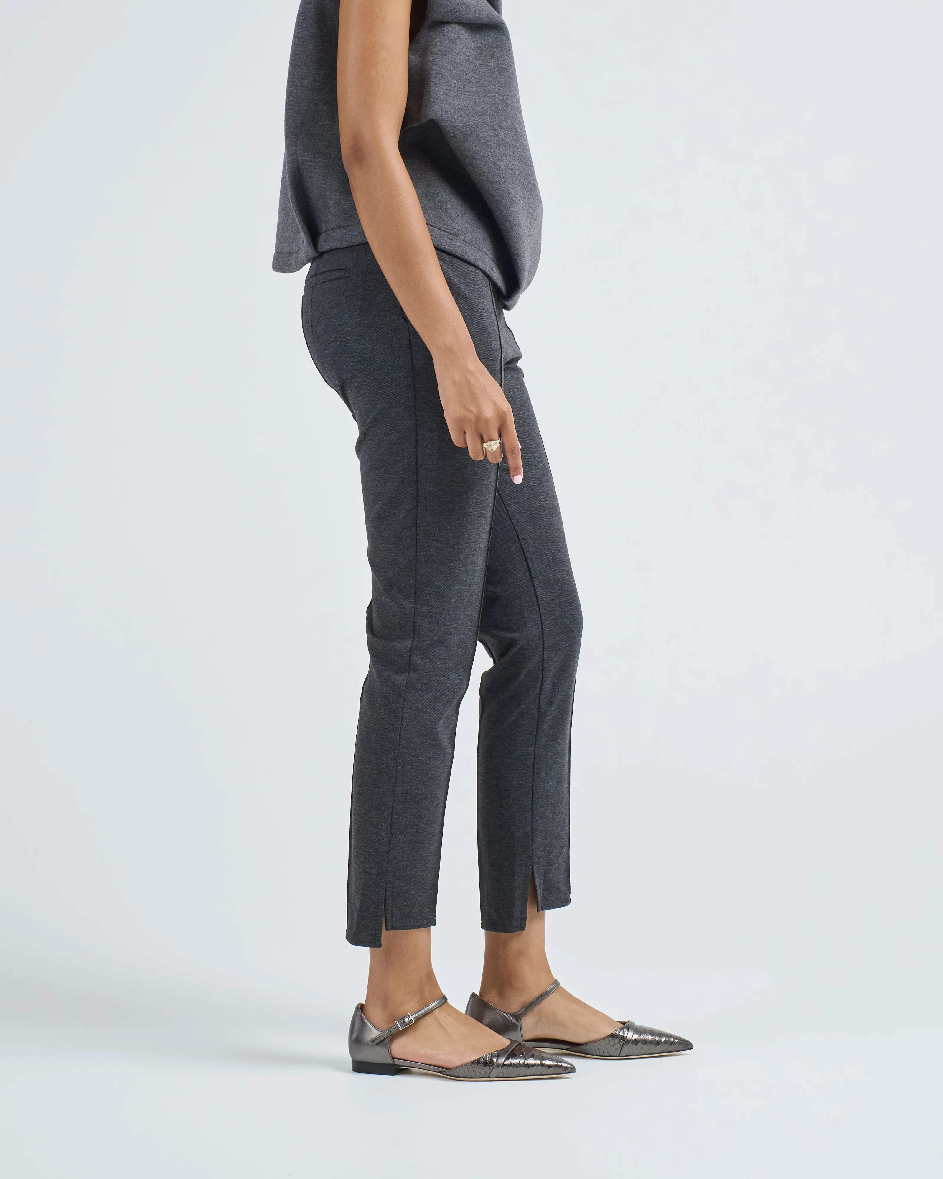 tech twill comfy pant - Image 3