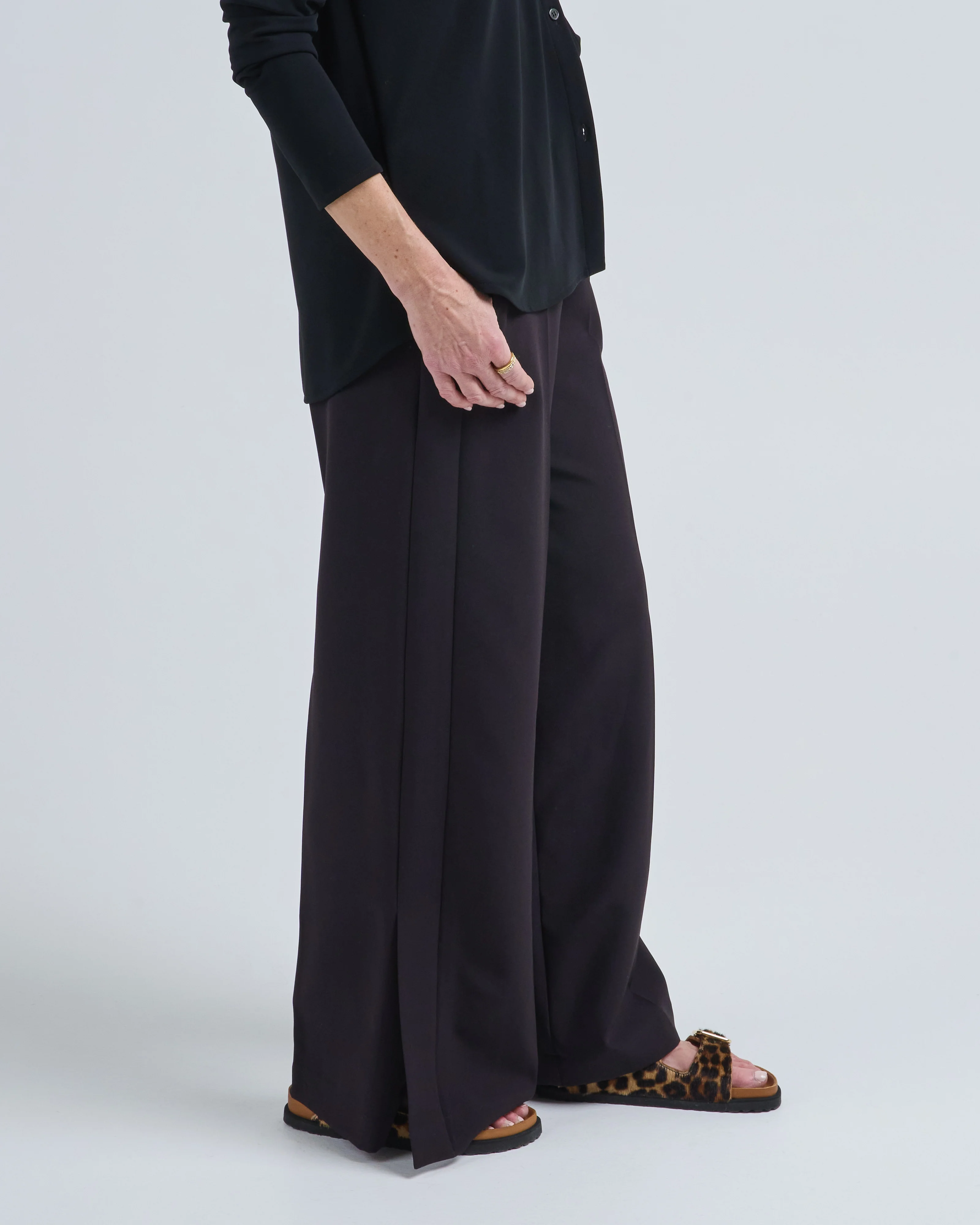 viscose stretch slit flared pants - Image 3