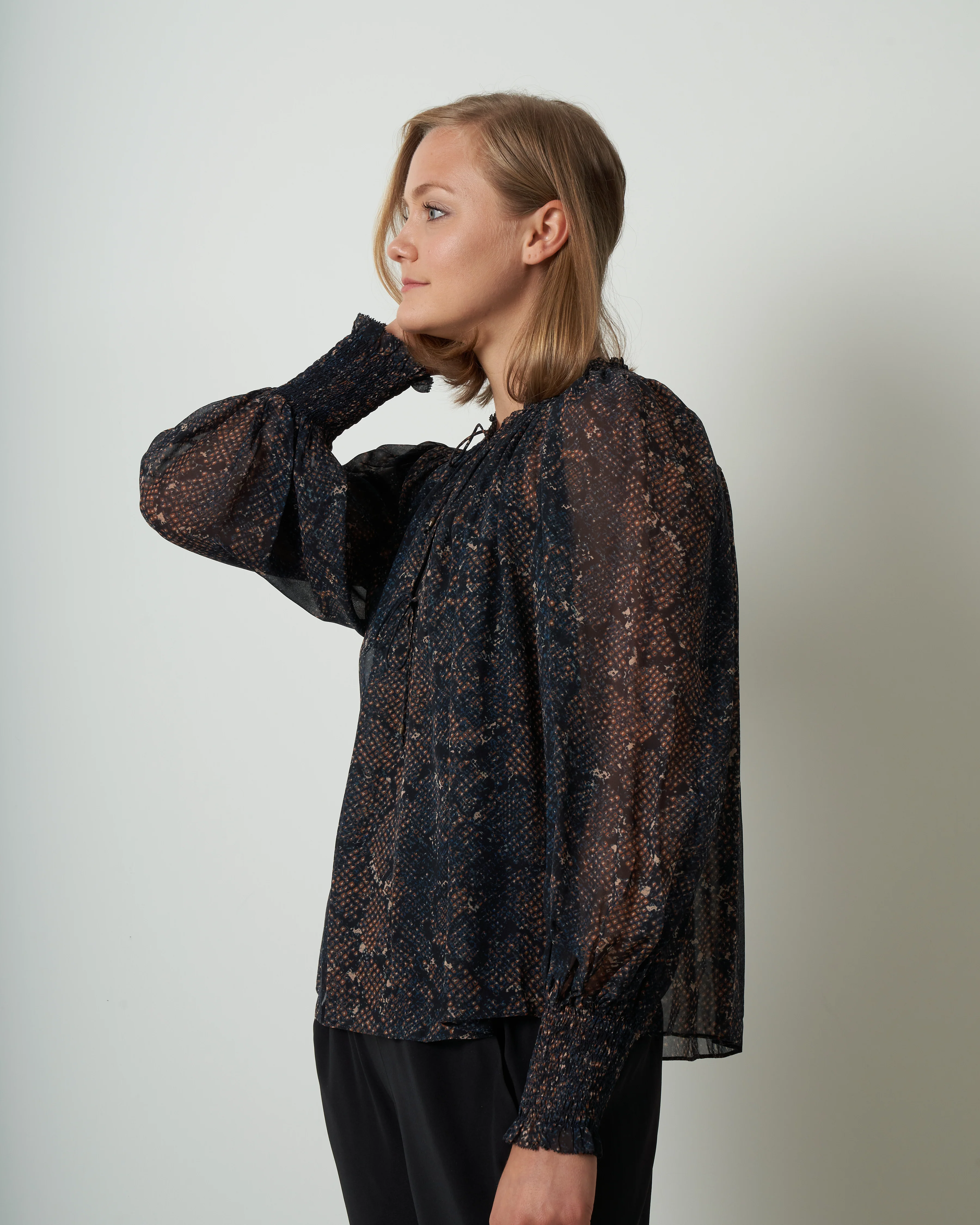 anita blouse - midnight python - Image 2