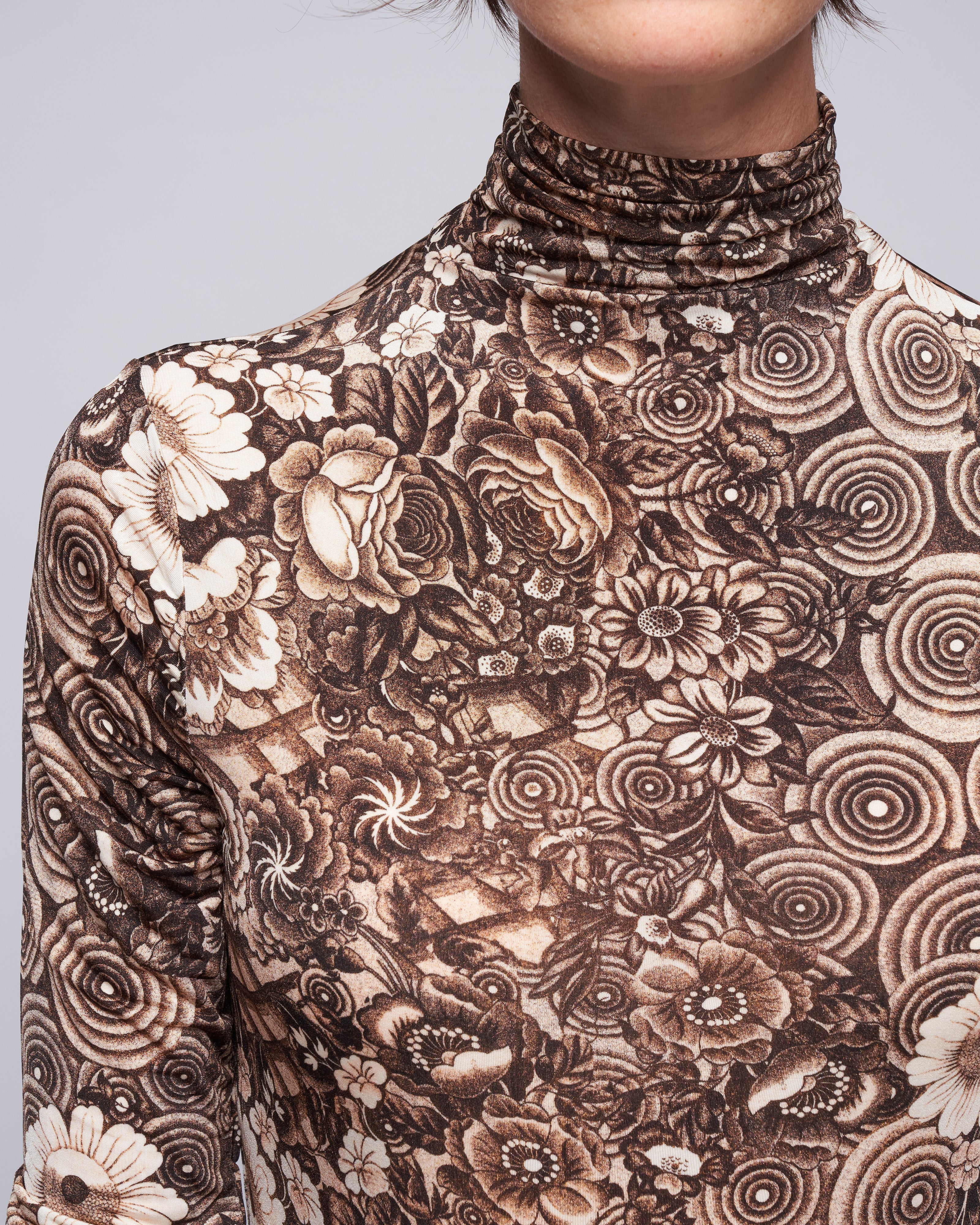 aurelia turtleneck - teak - Image 5