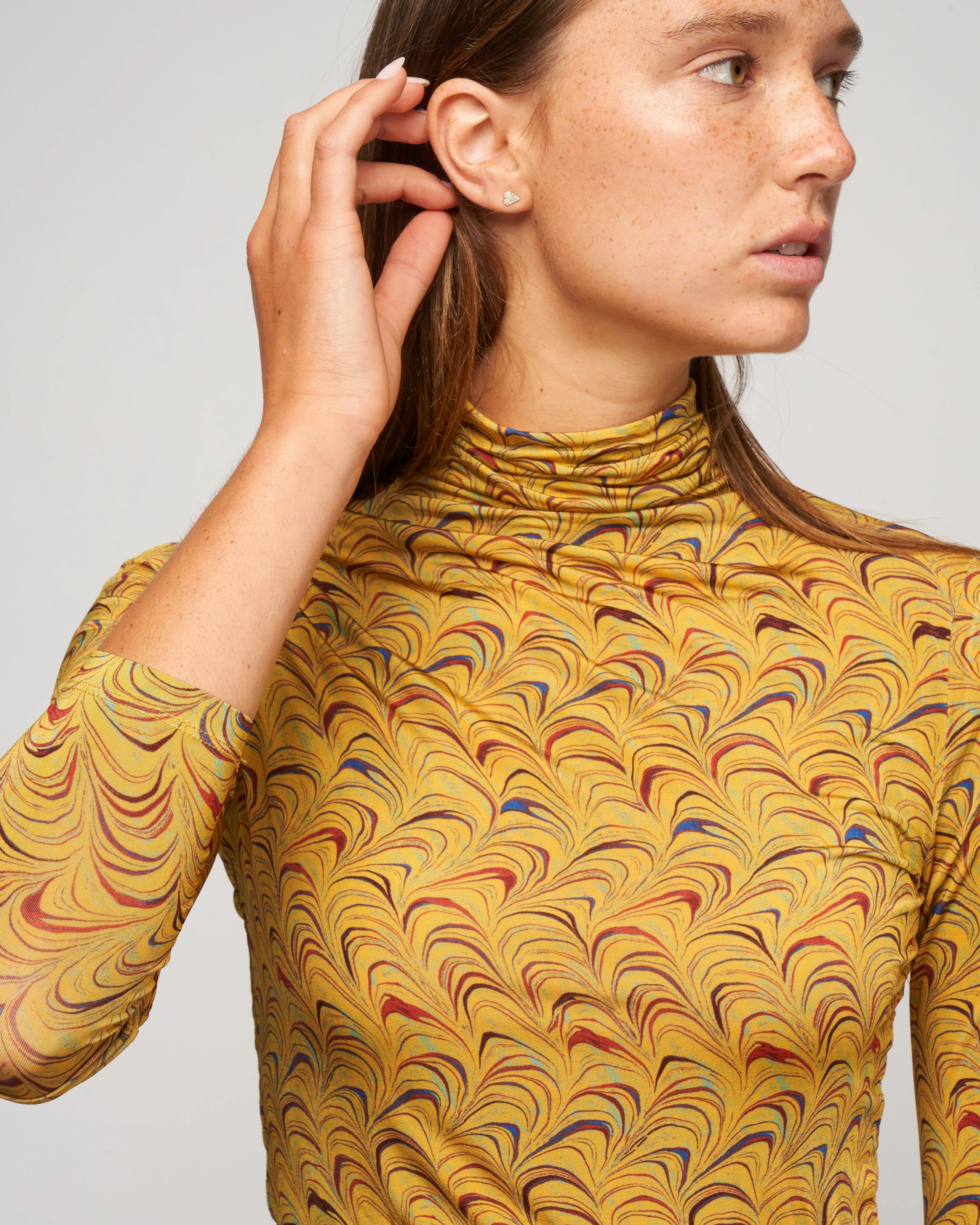 aurelia turtleneck - tiger's eye - Image 5