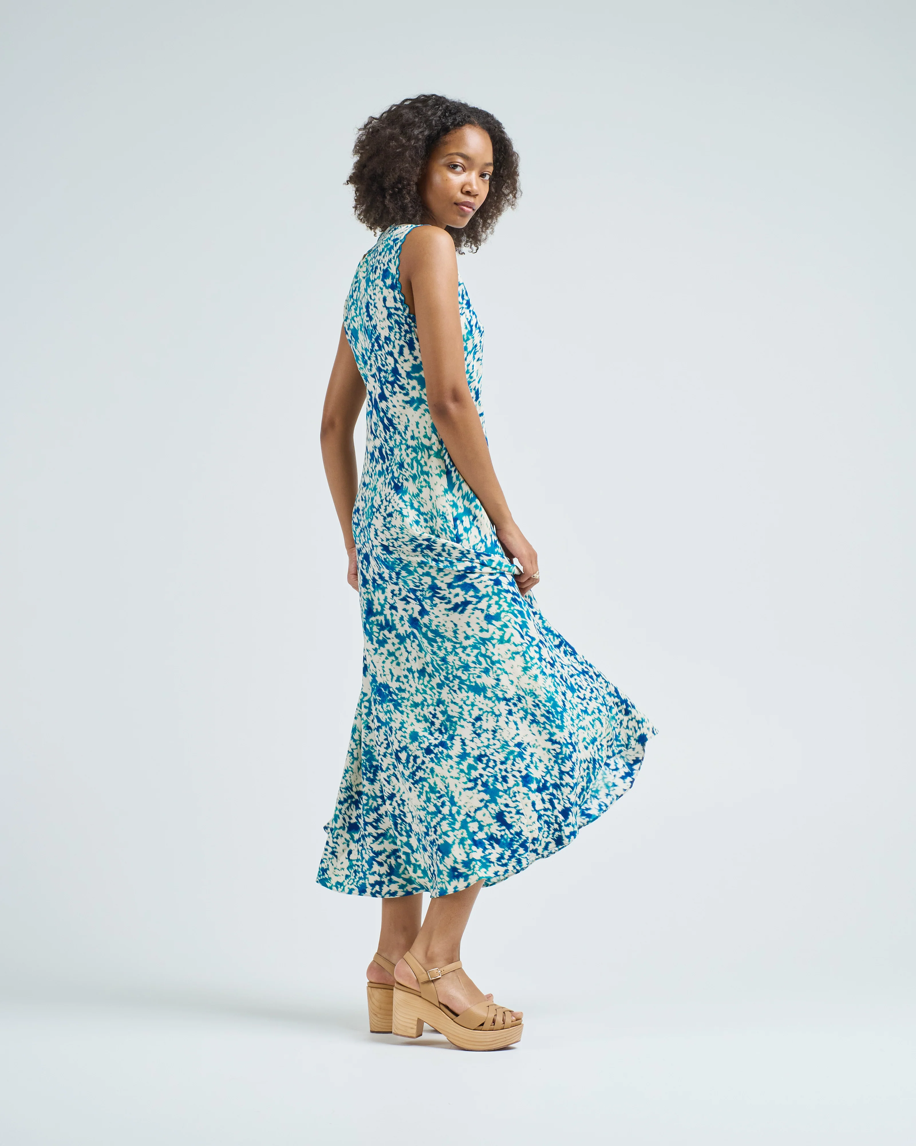 clea sleeveless bias midi dress - Image 3