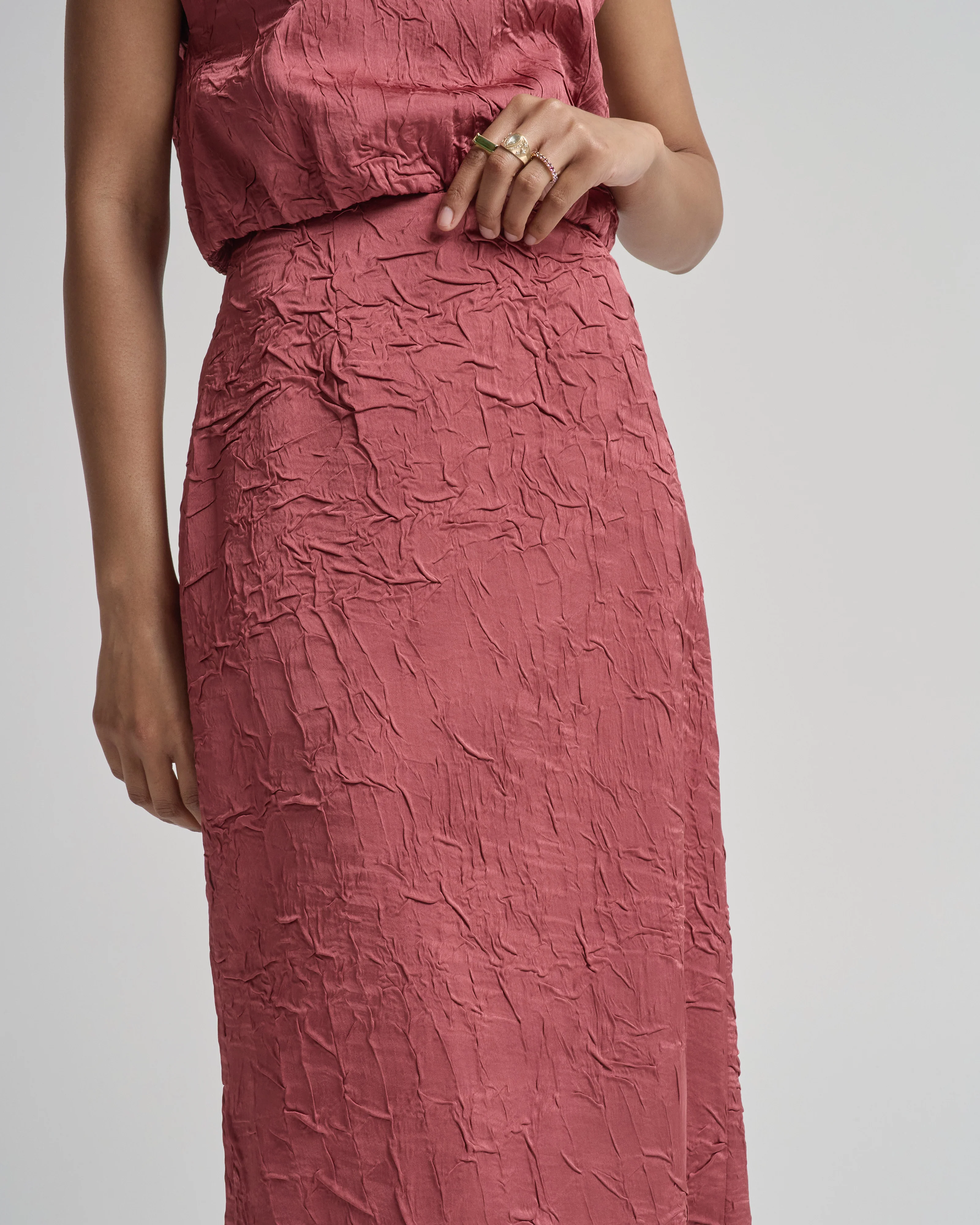 inez satin pencil skirt - Image 2