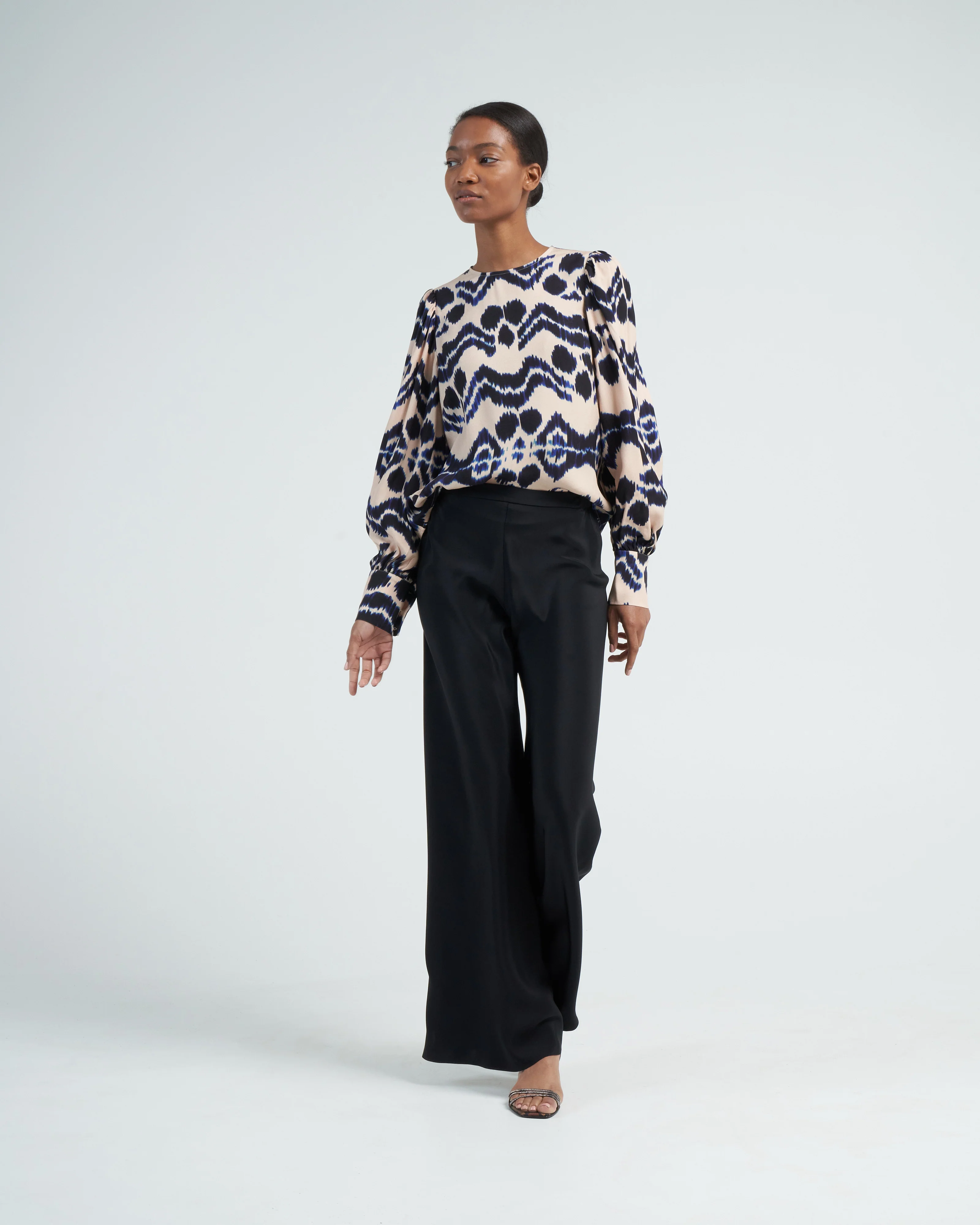 lilliana blouse - nimbus - Image 2