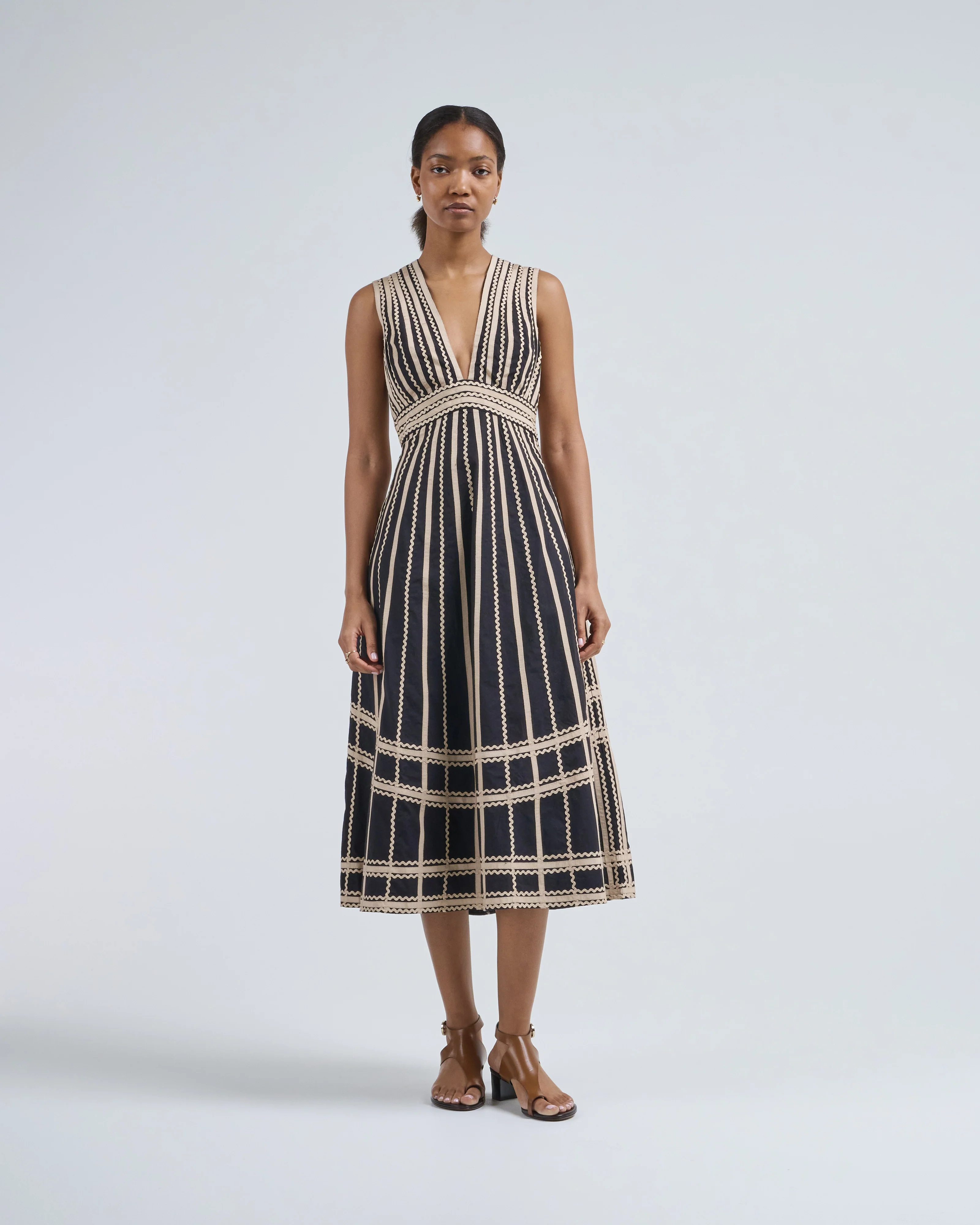 palermo deep v midi dress - Image 3