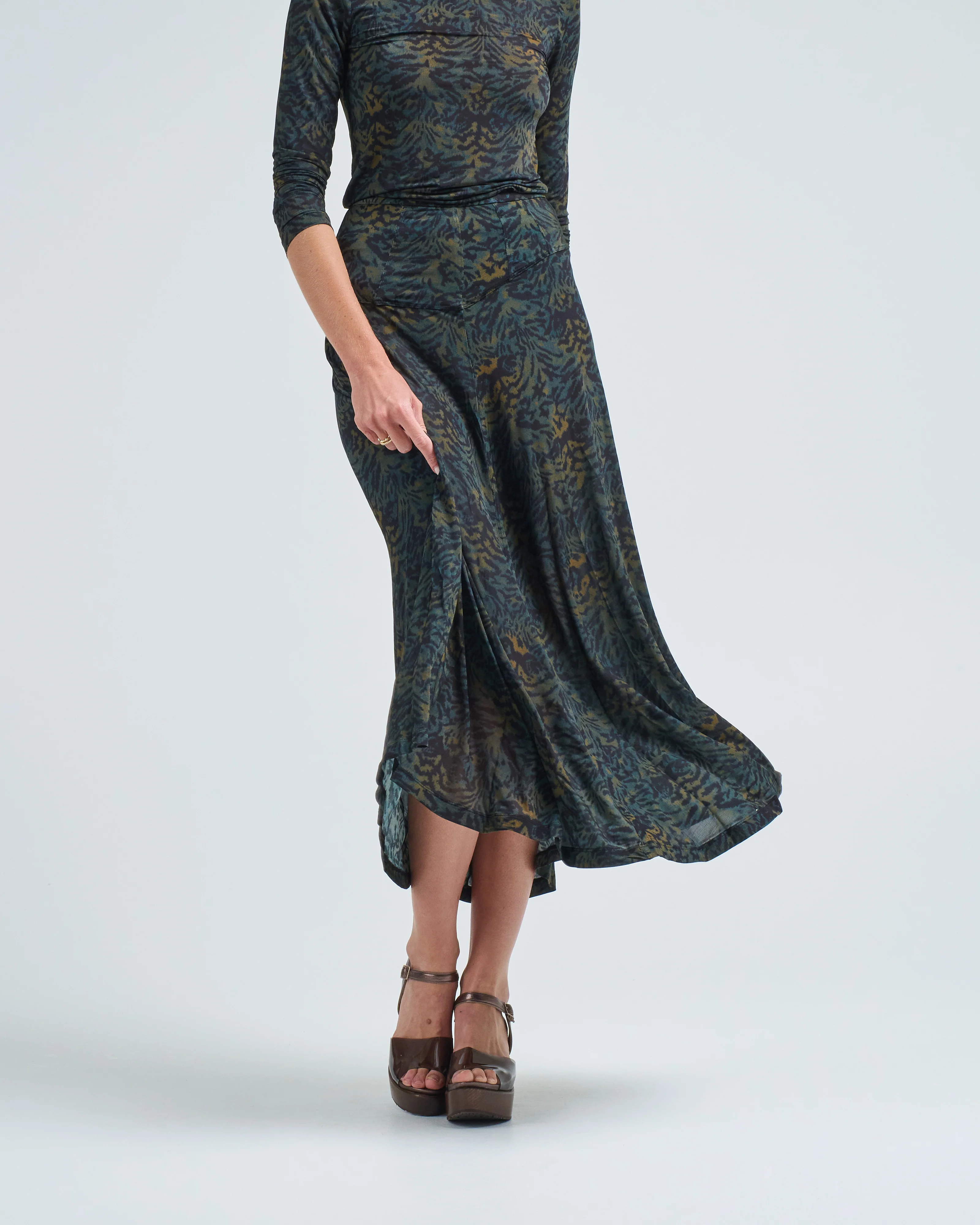 paola jersey high waist midi skirt - Image 2