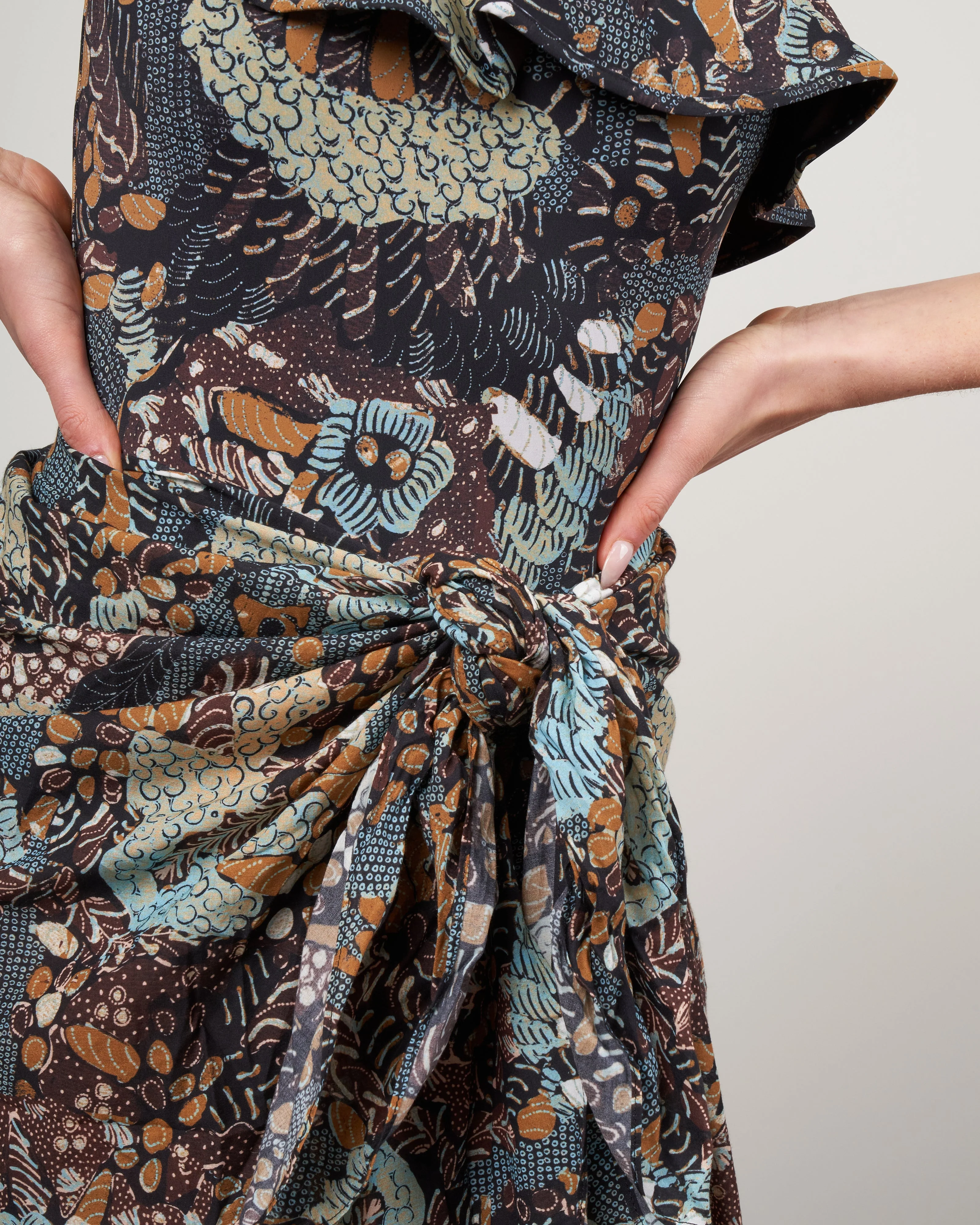 paz coverup - batik - Image 4