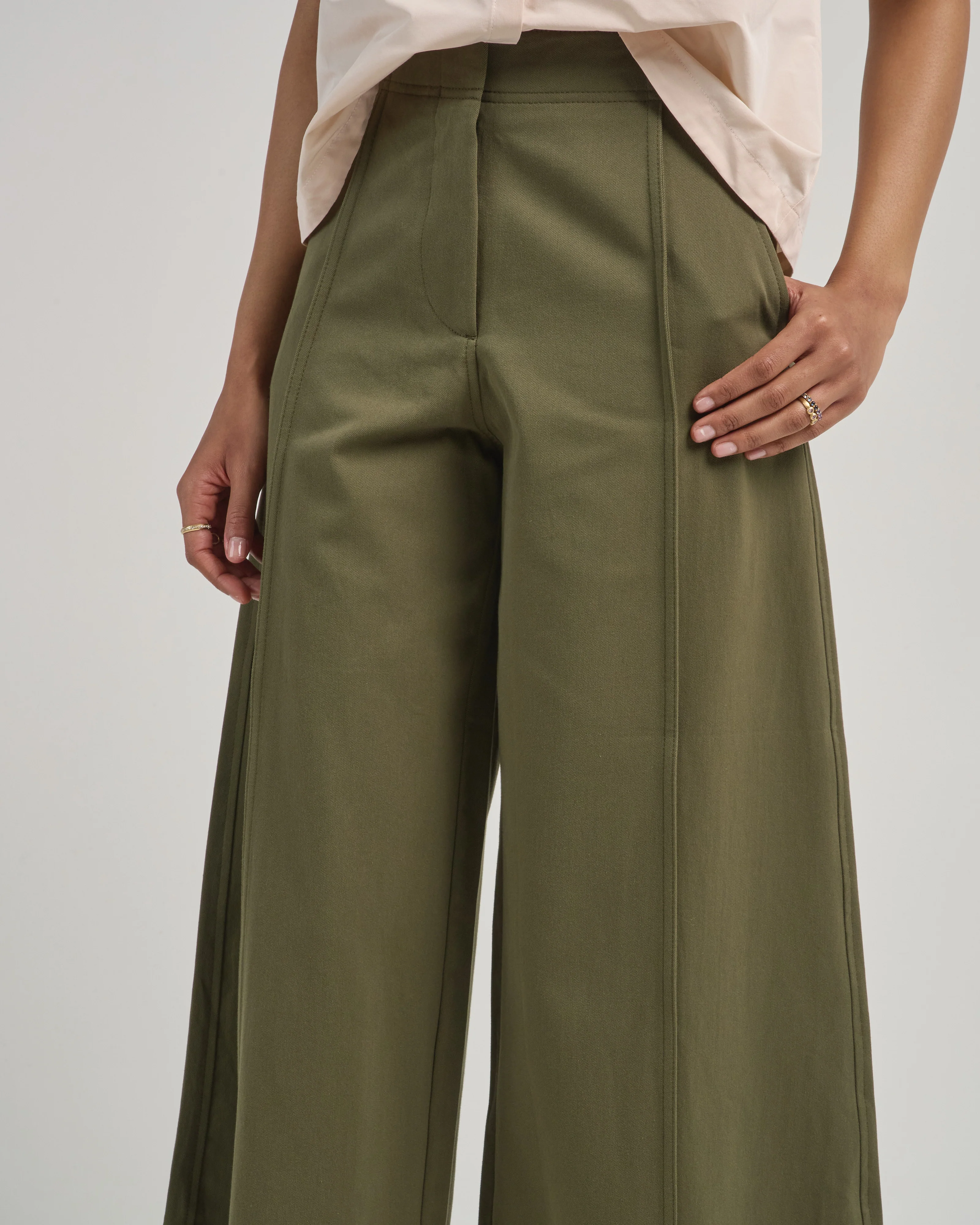 sascha cropped trouser - Image 5