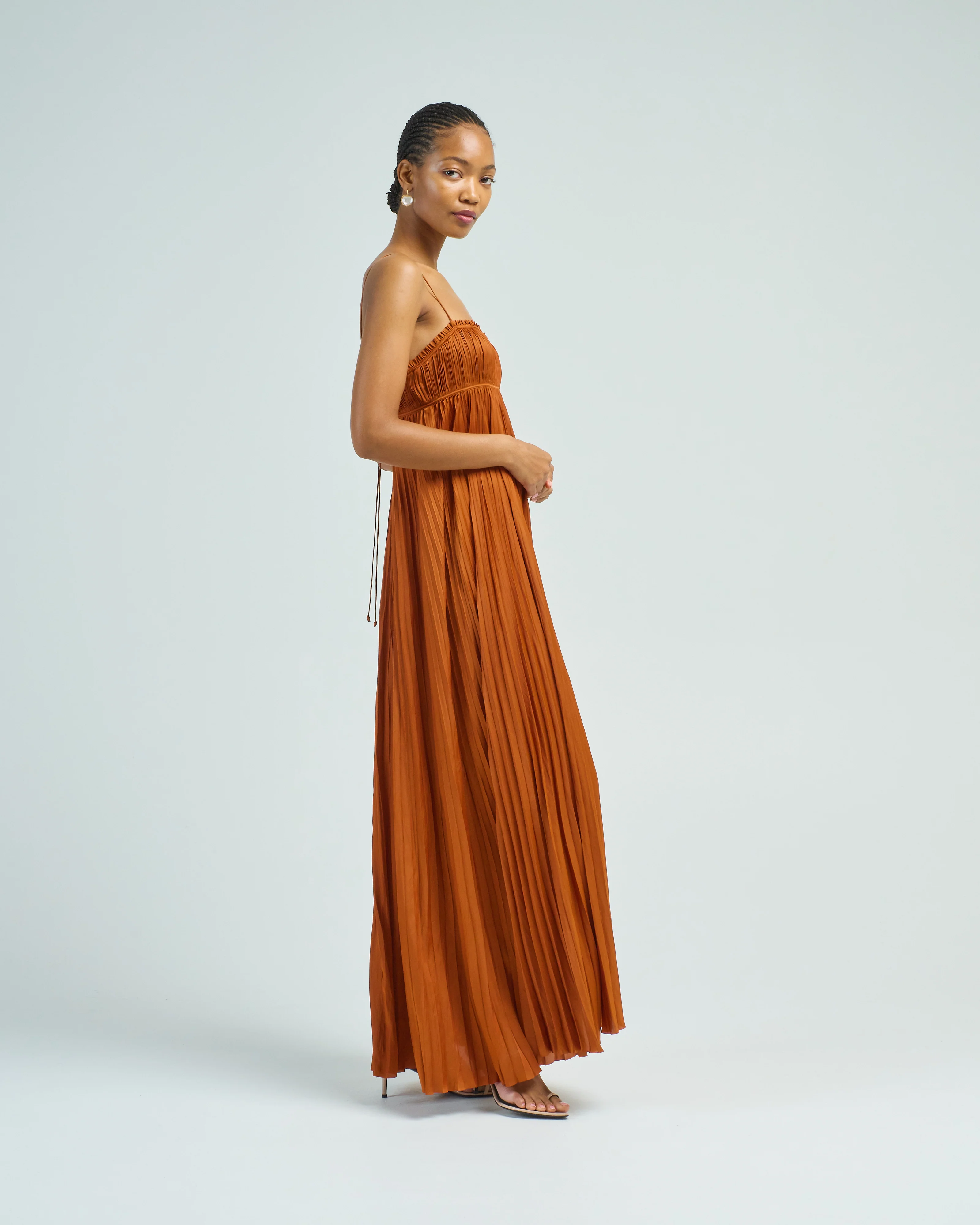 valira gown - Image 3