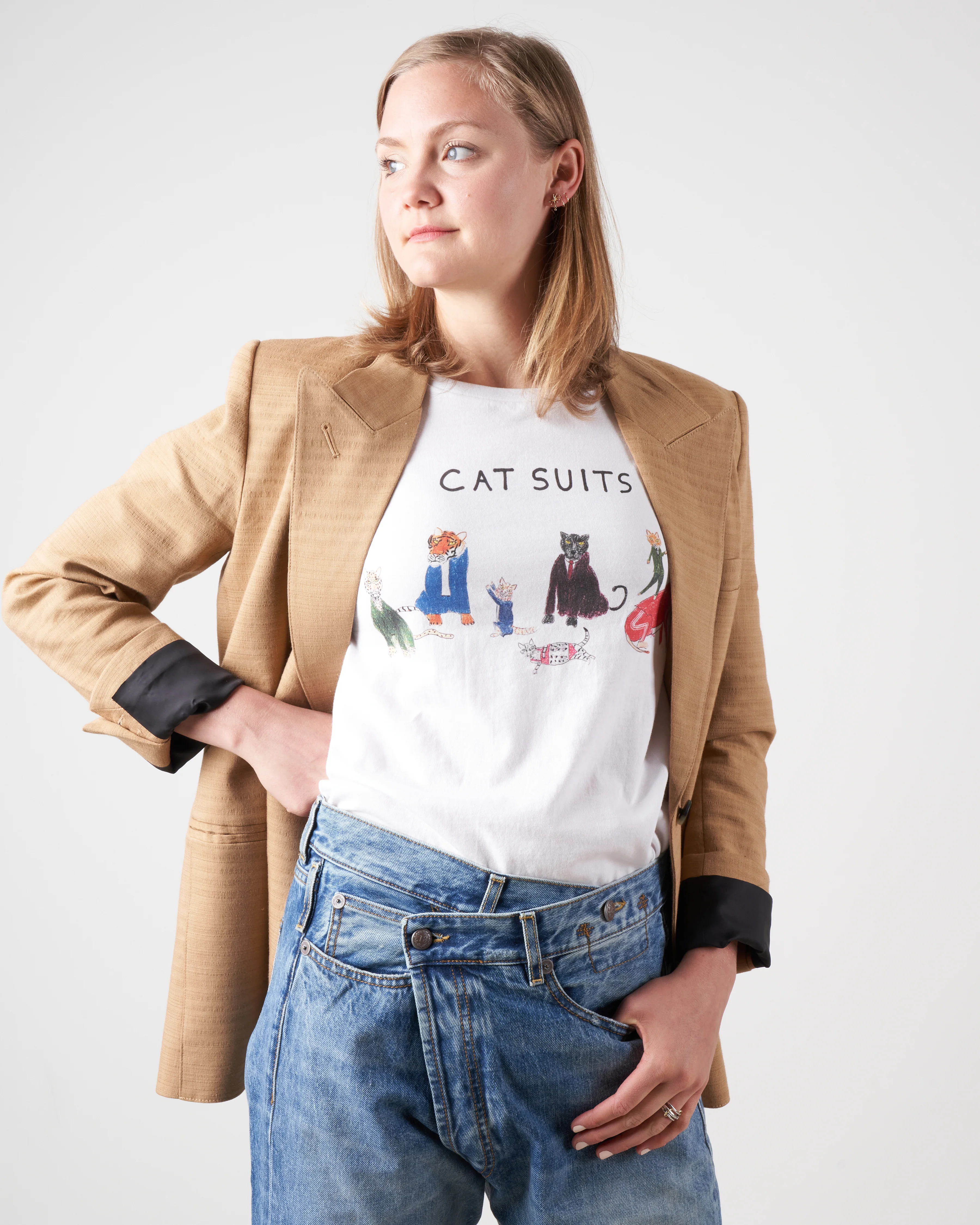 white tee - cat suits - Image 3