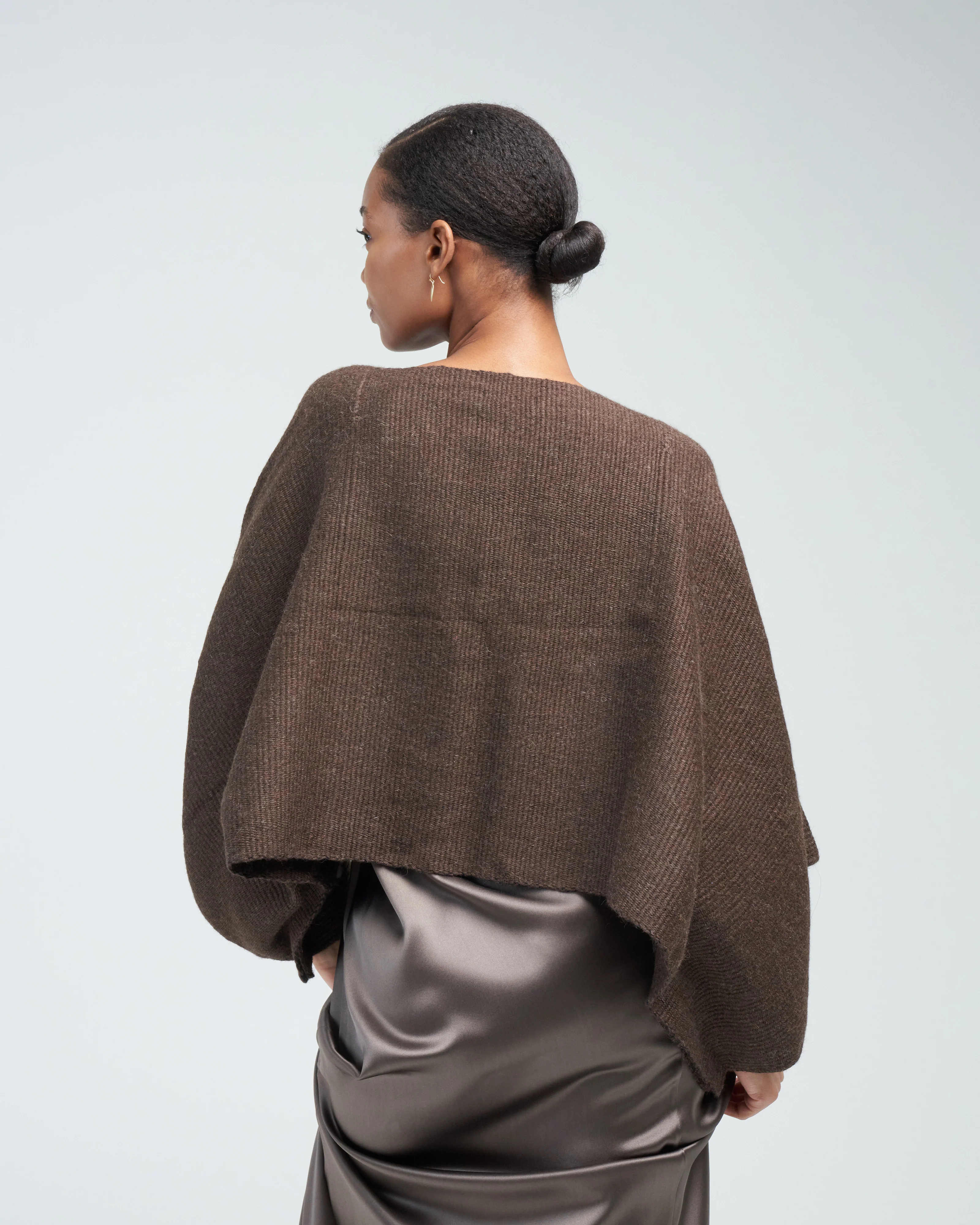 alpaca crop top - chocolate - Image 4