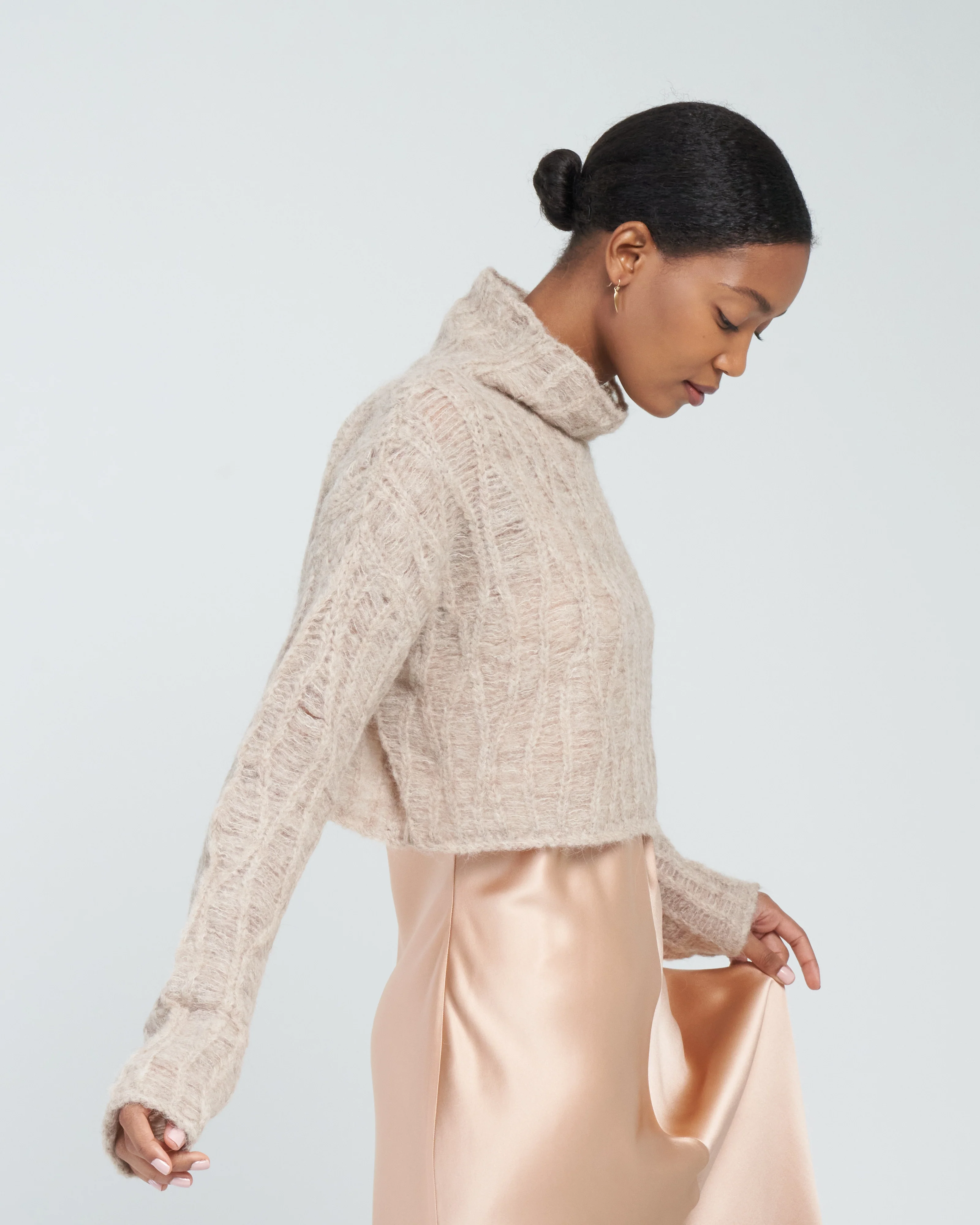 manos crop sweater - champagne - Image 3