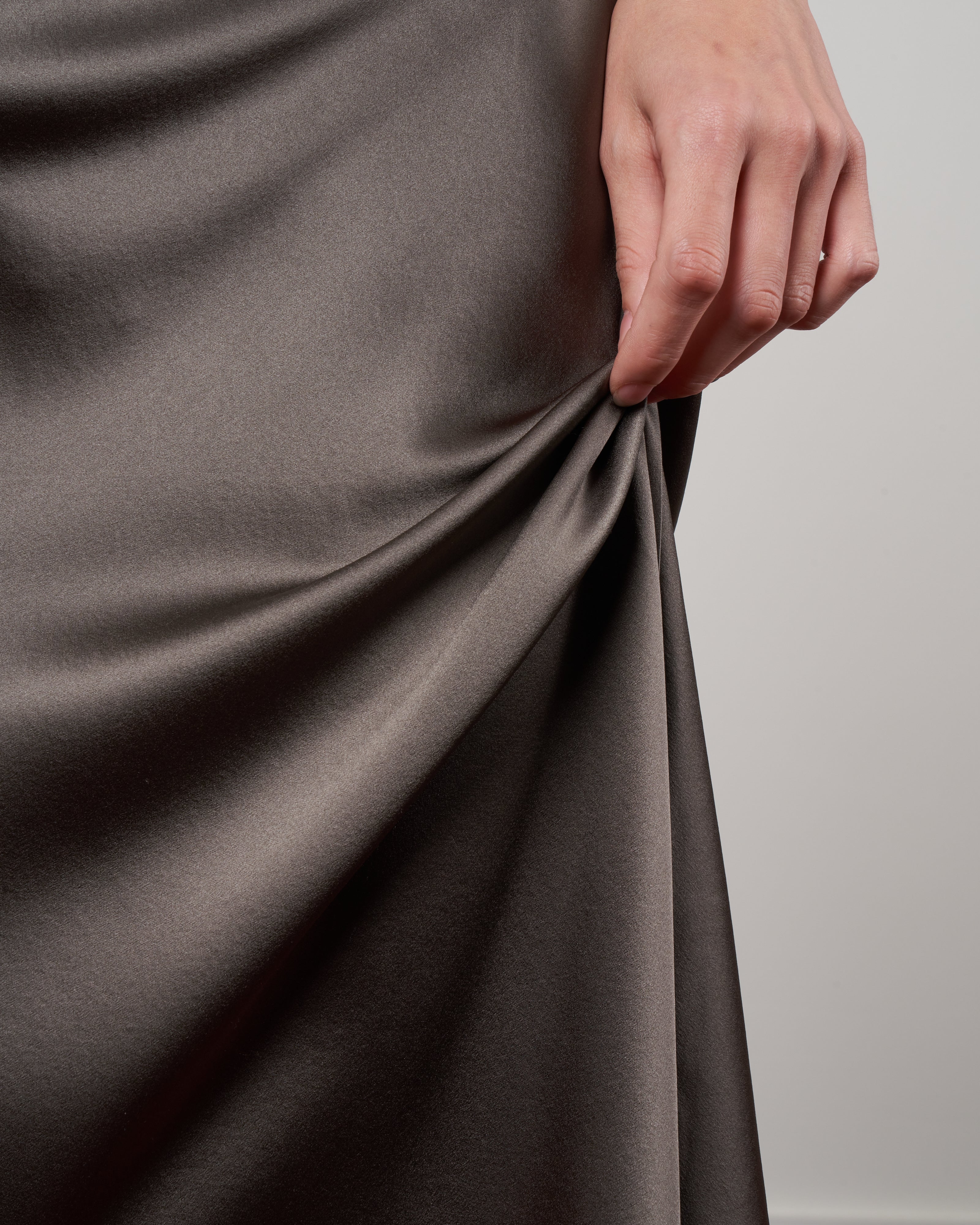 midi slip dress - taupe silk - Image 4
