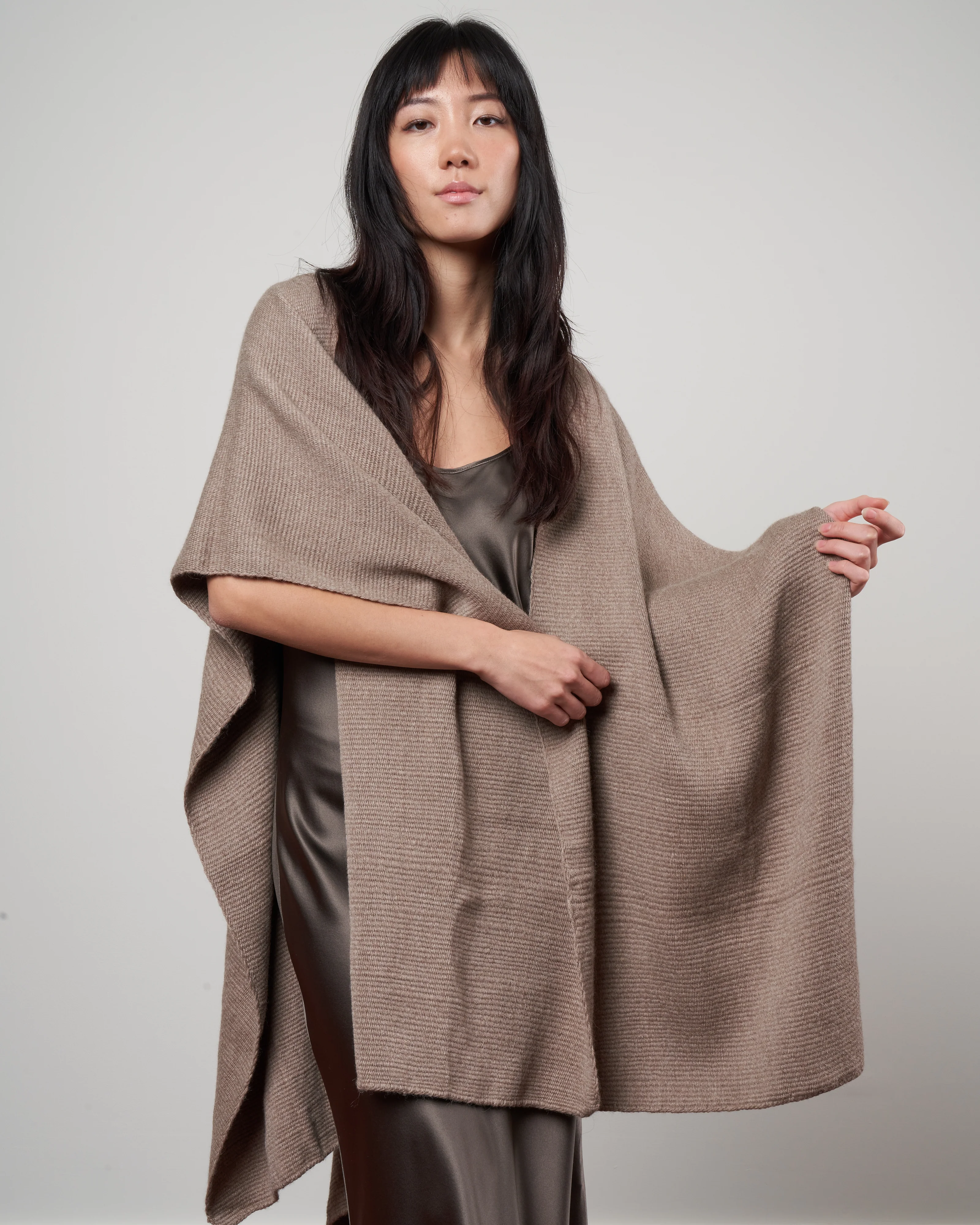 short duster - taupe baby alpaca - Image 3
