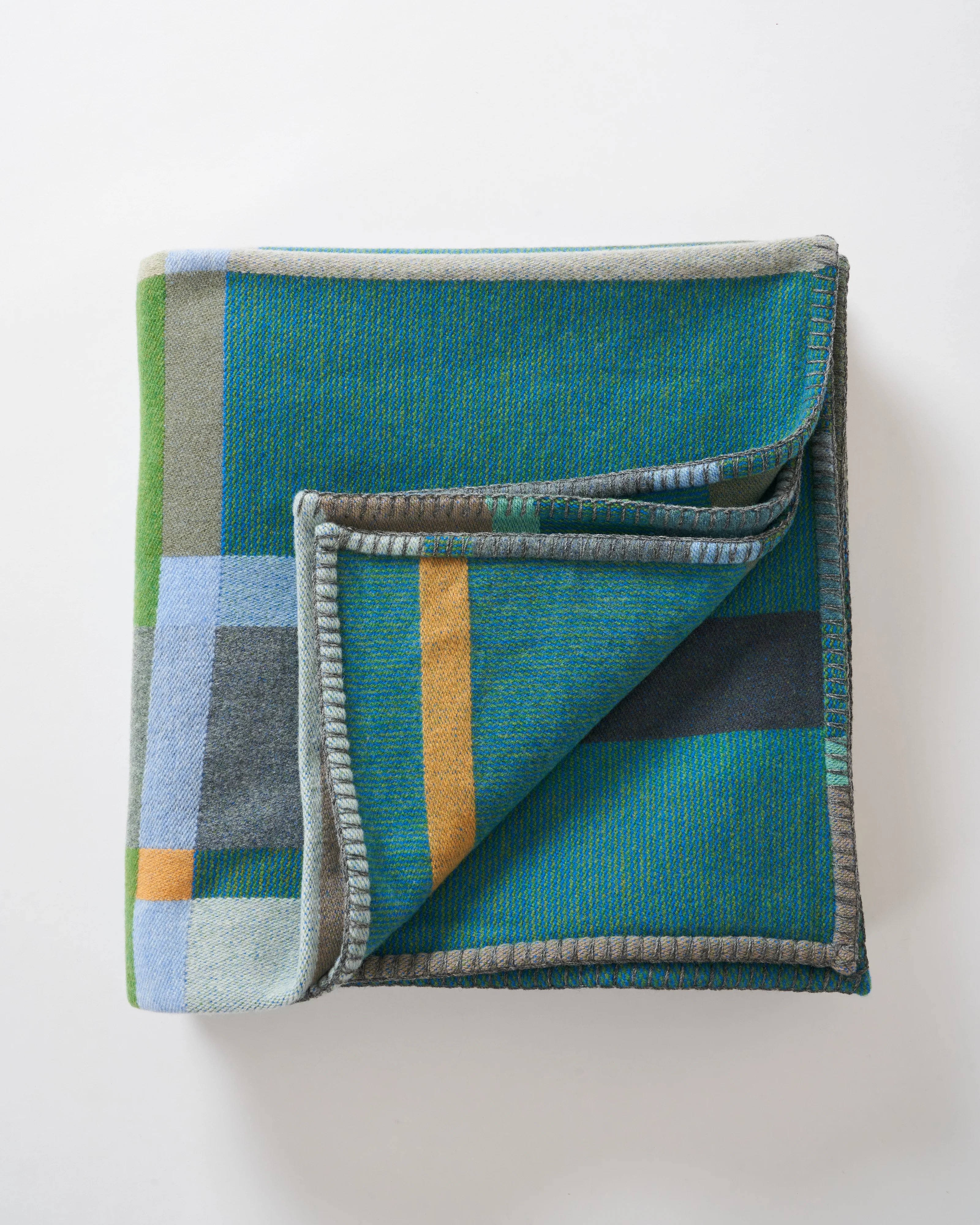 feilden throw - Image 2