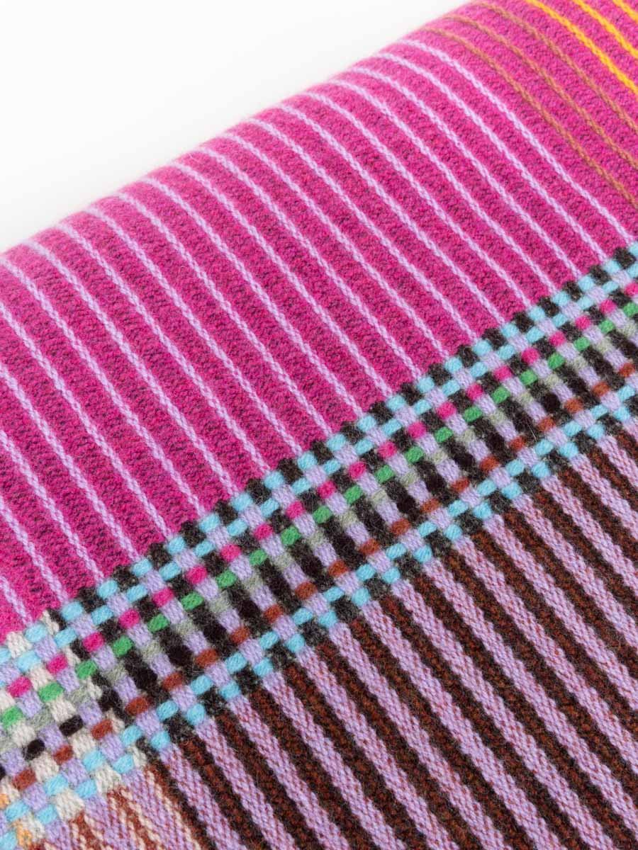 emmeline small throw - Image 3