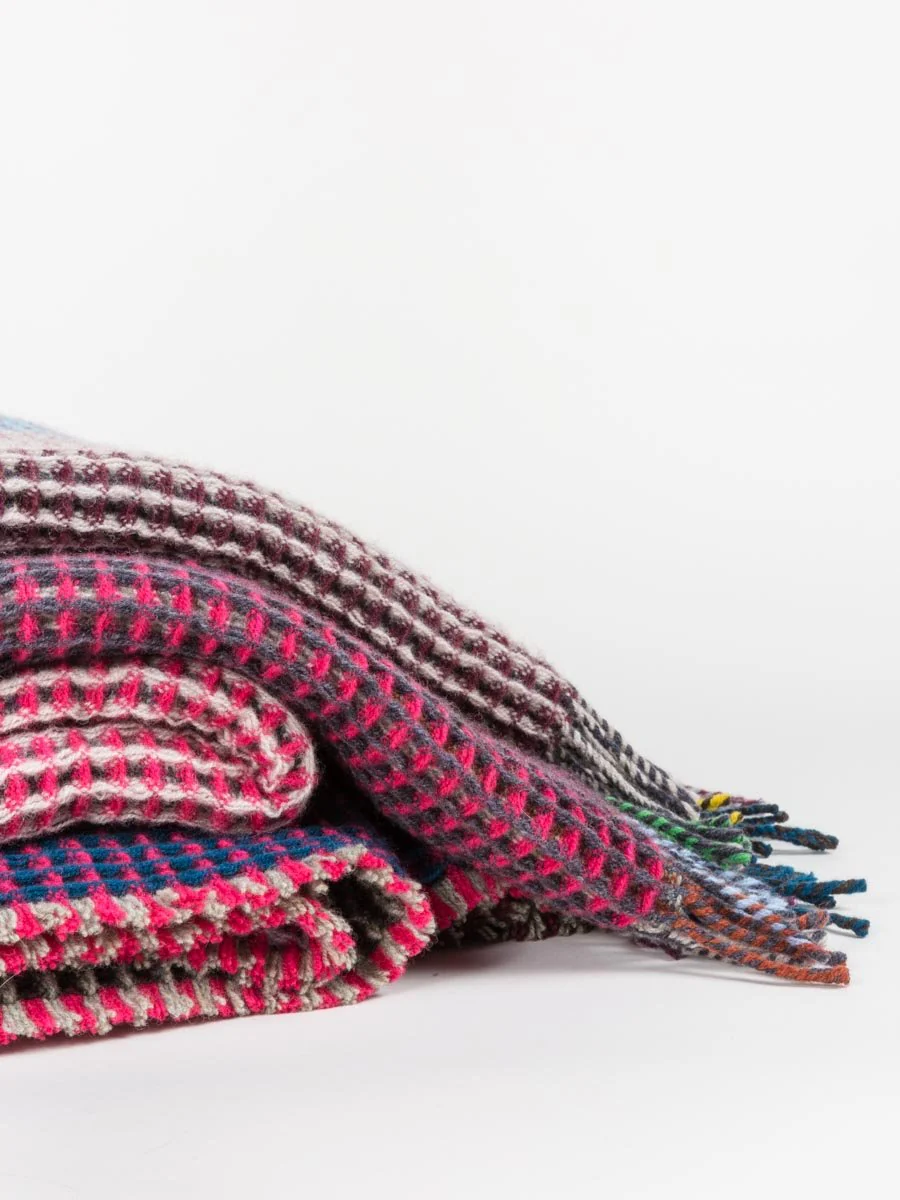 large virginia throw - pink multi - Image 2
