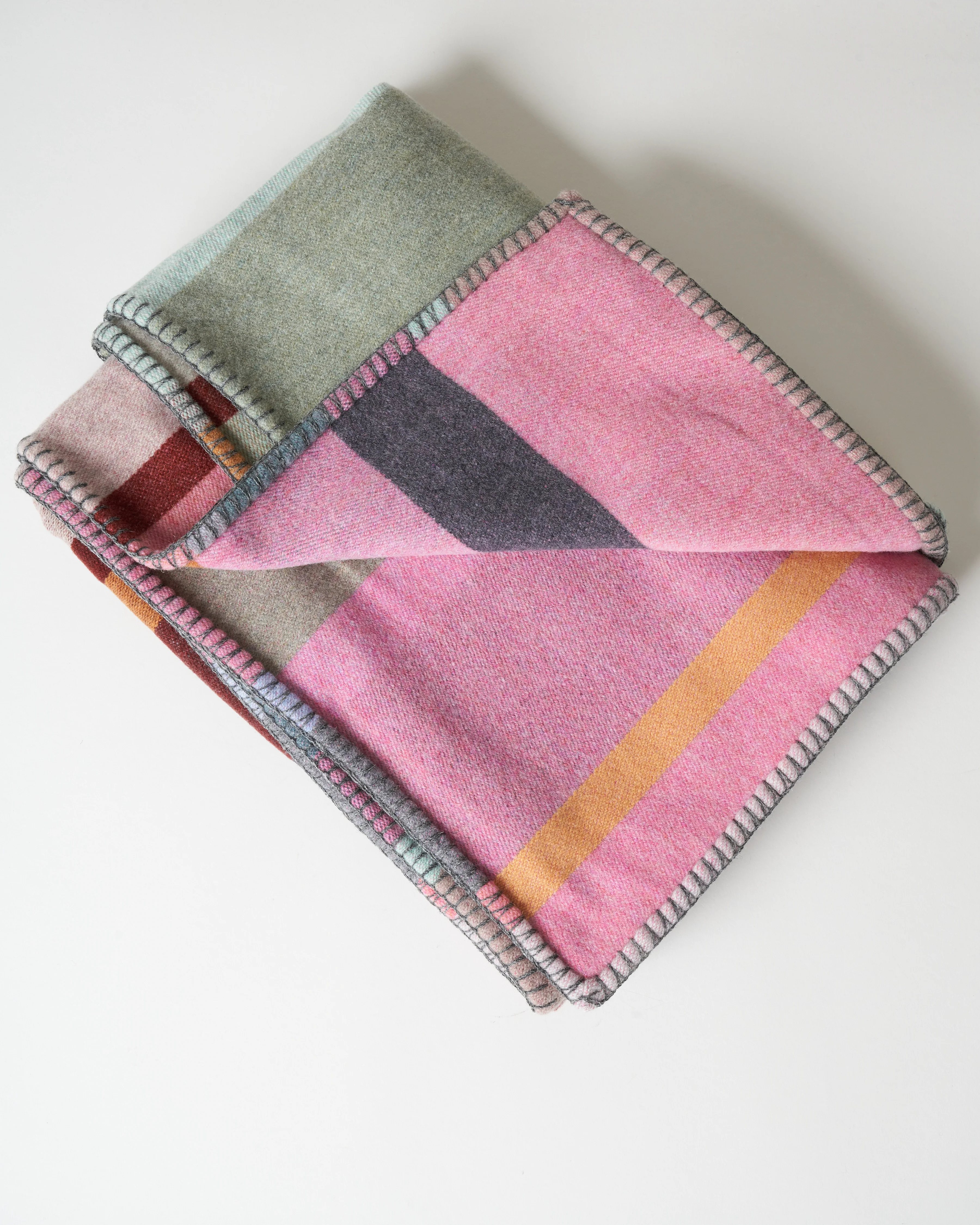 lloyd block throw - mint/pink - Image 2