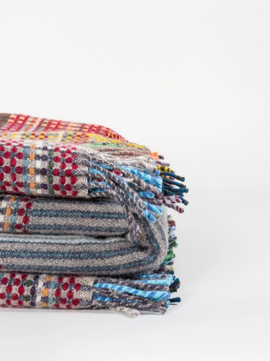 small newton throw - blue multi - Image 2
