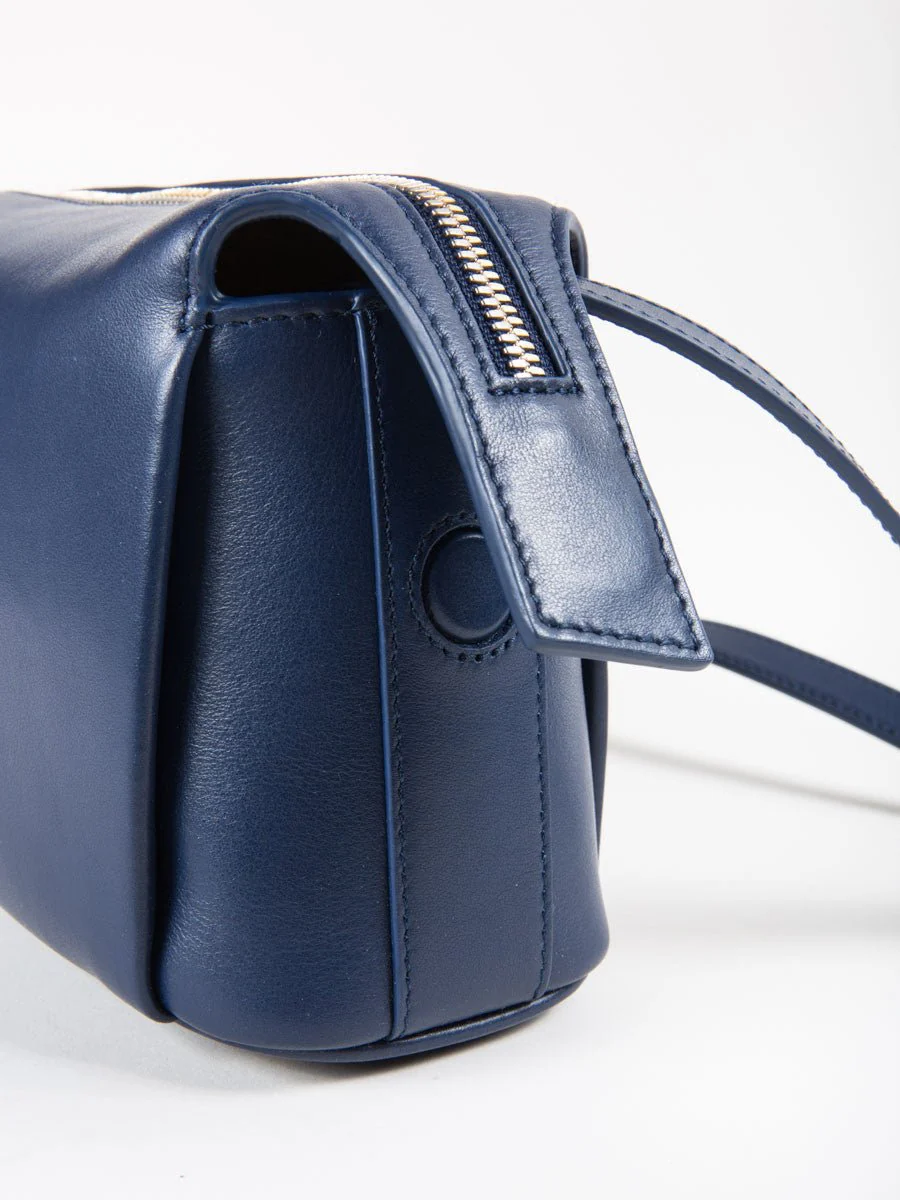 city crossbody - Image 3