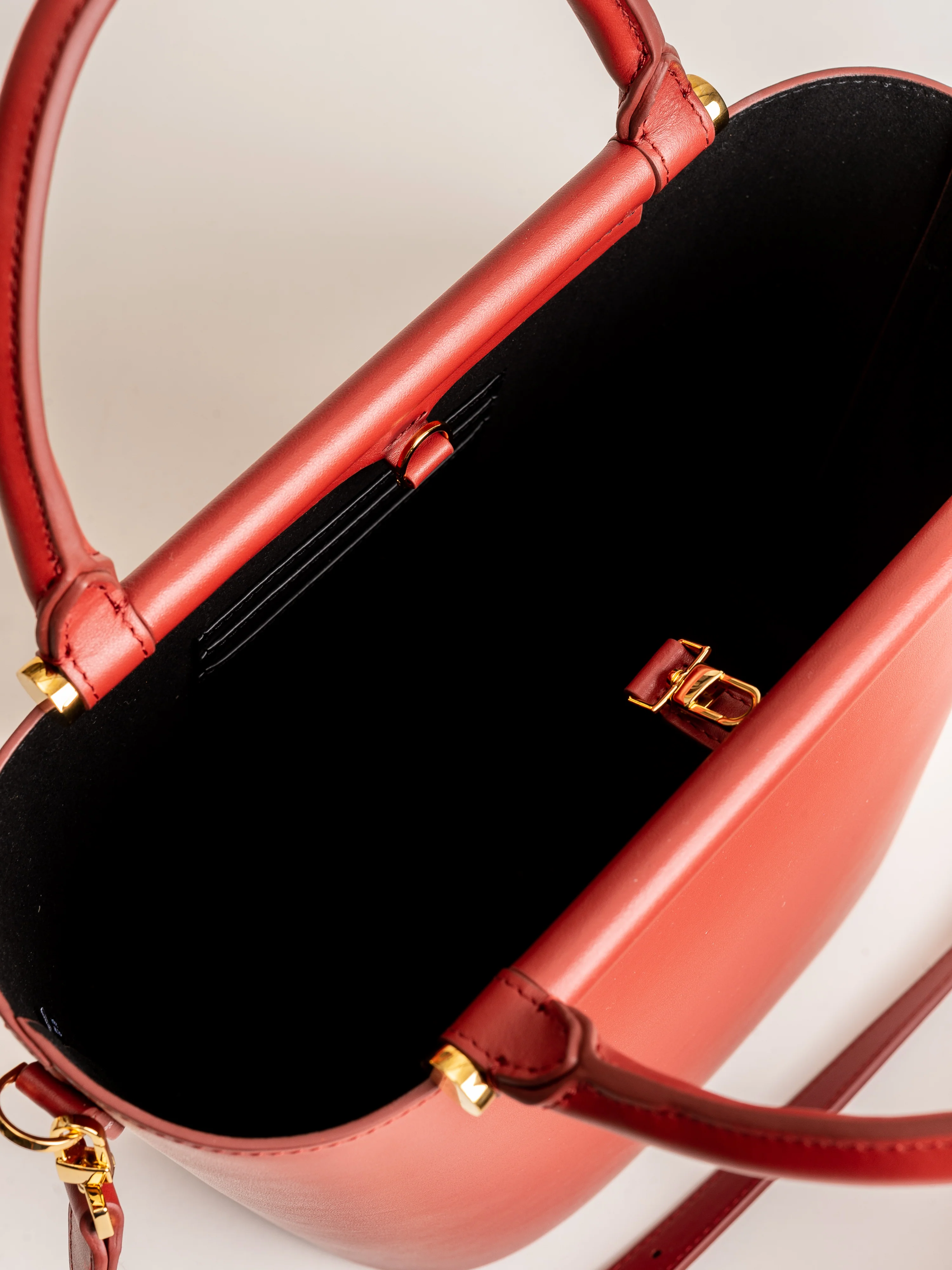 munro bucket bag - Image 4