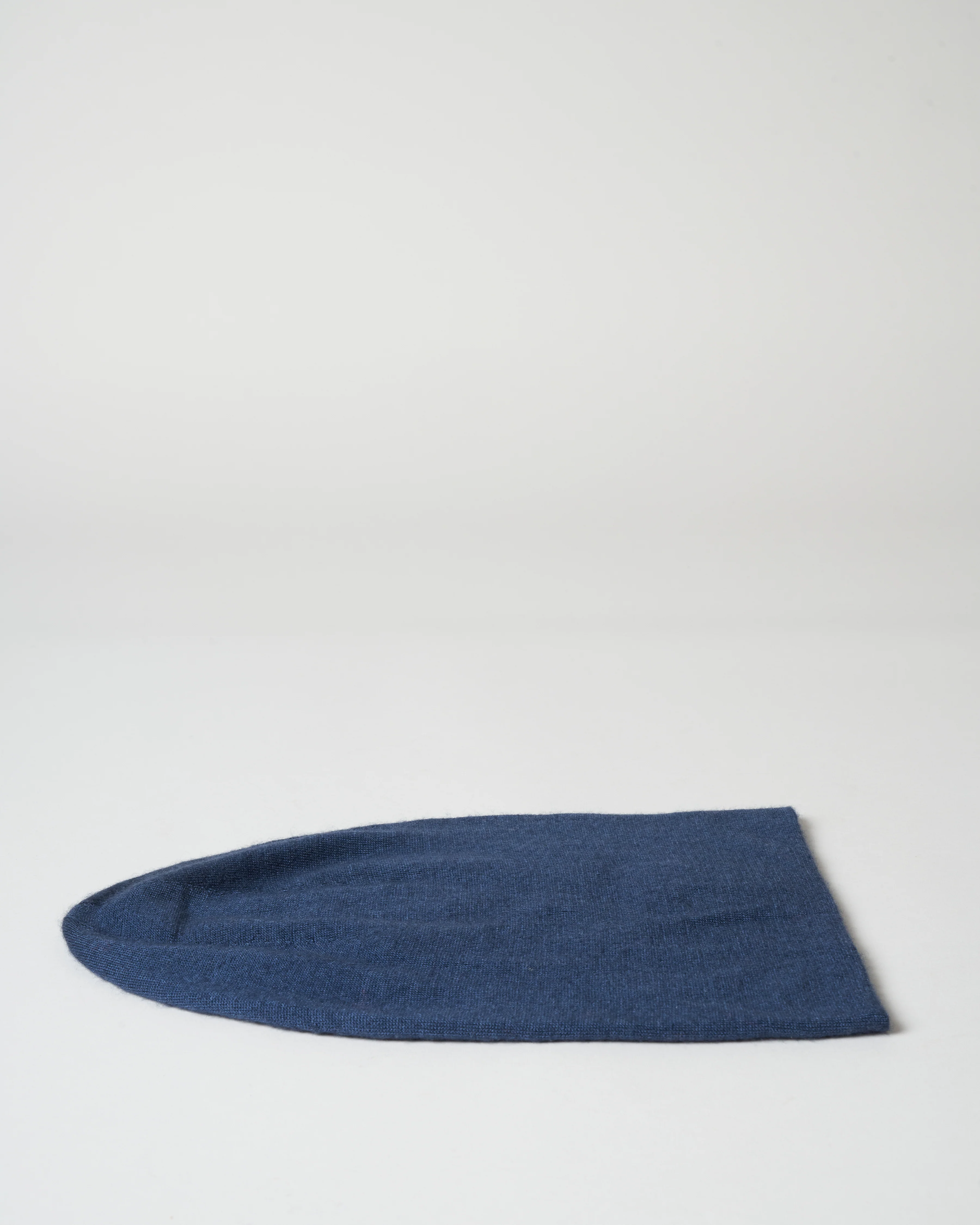 flap me beanie - blue night - Image 2