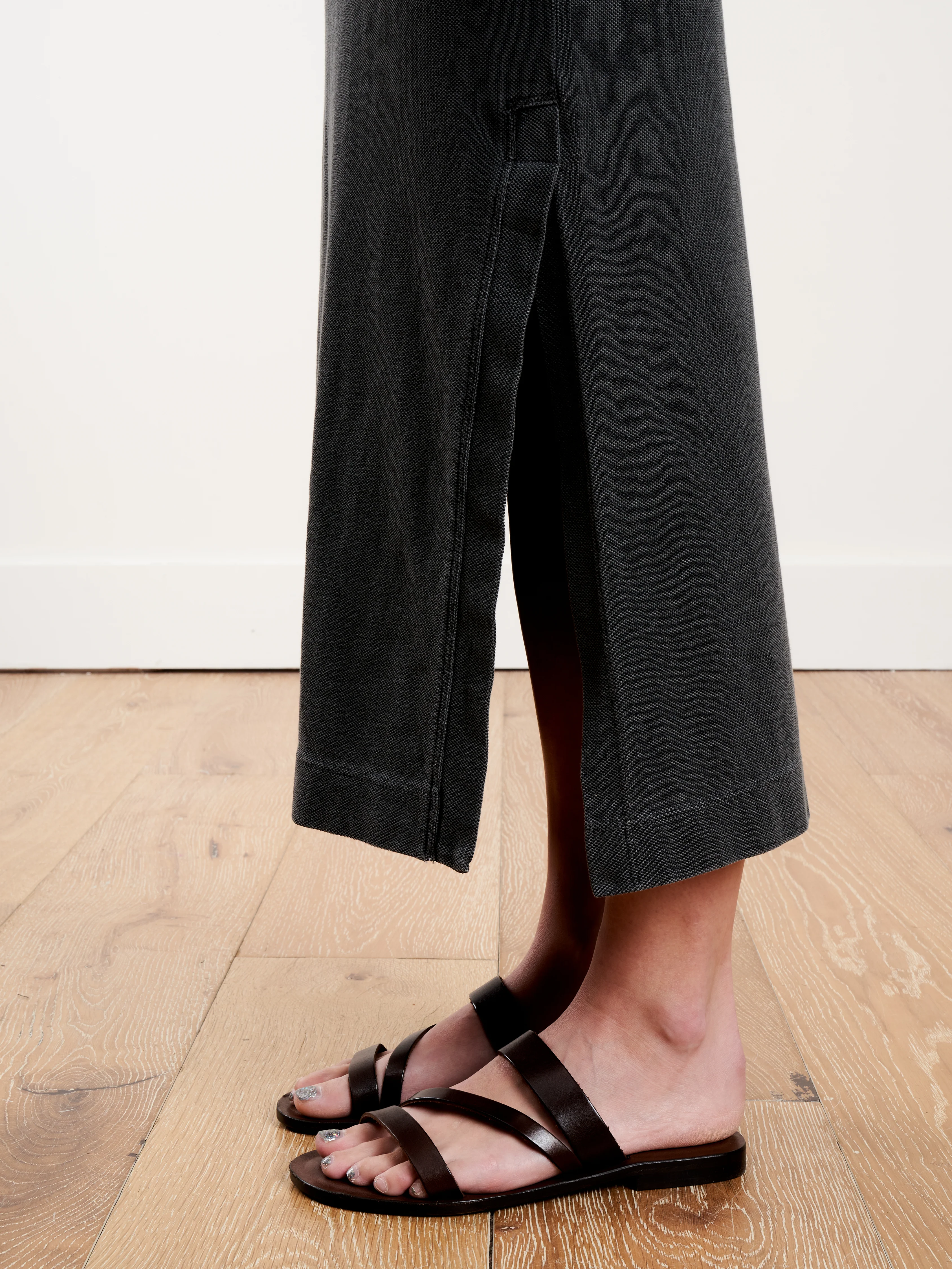 long slit skirt - black - Image 6