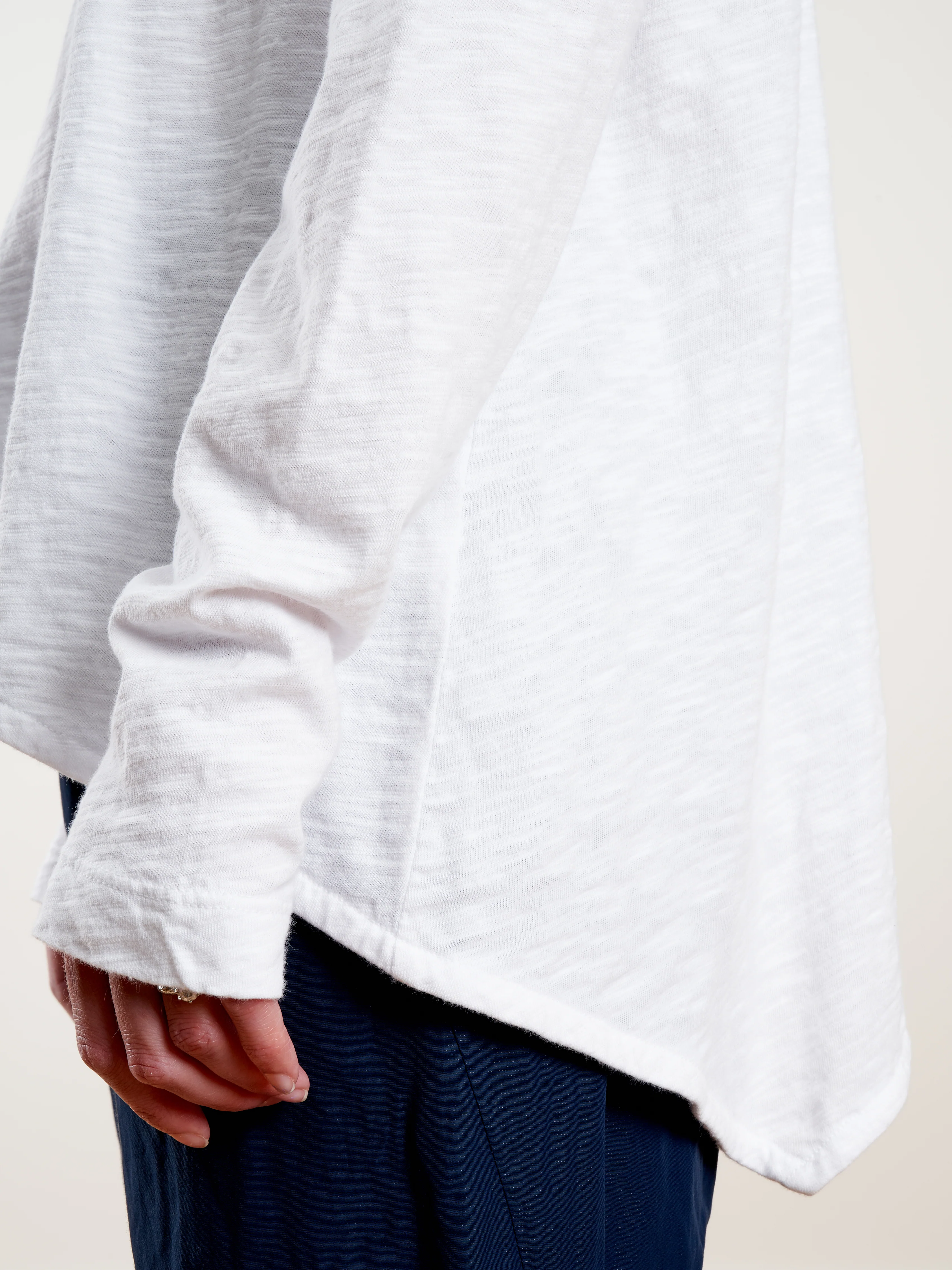 sexy deep vneck shrunken tee - white - Image 7