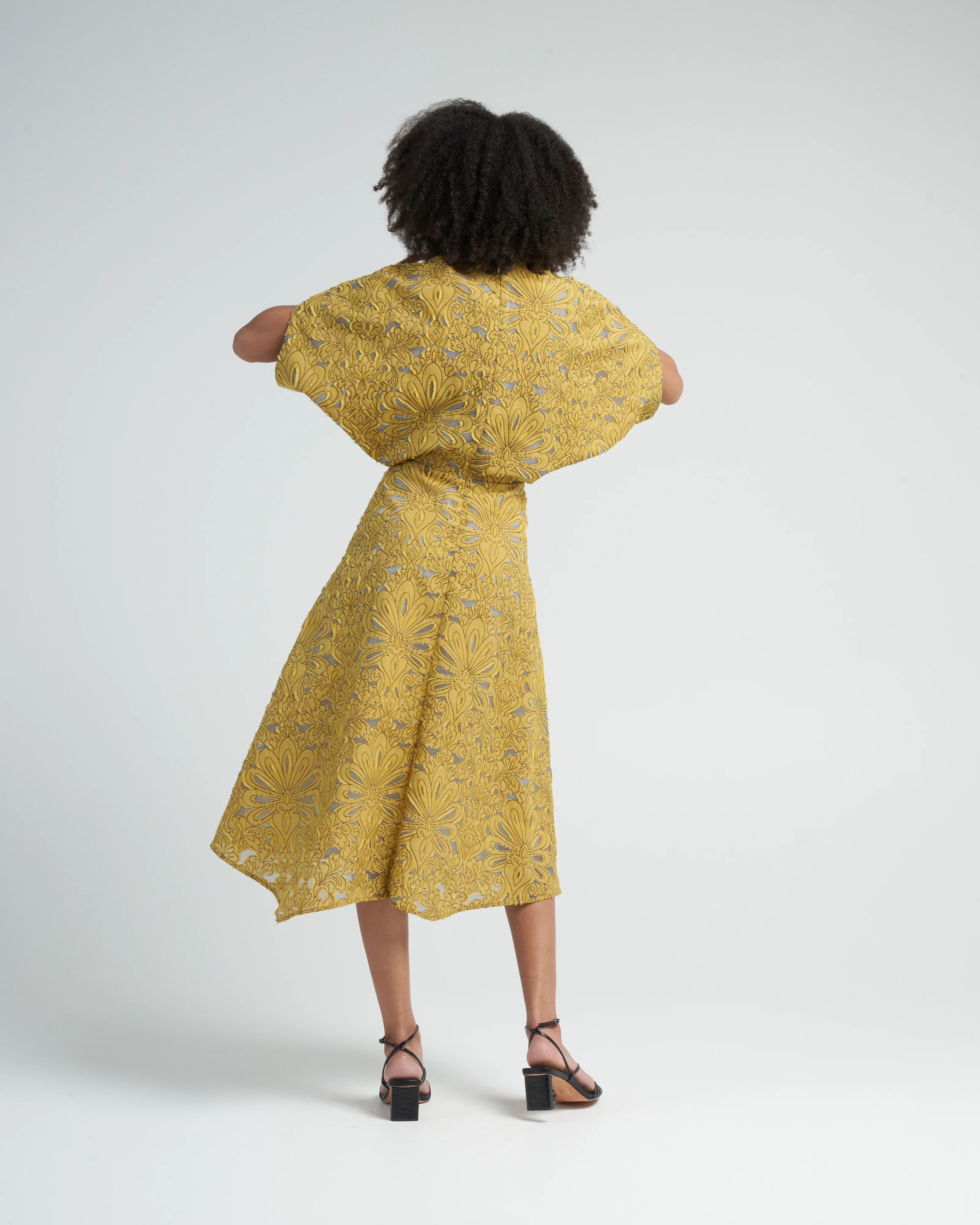 aki wave dress - canary - Image 3