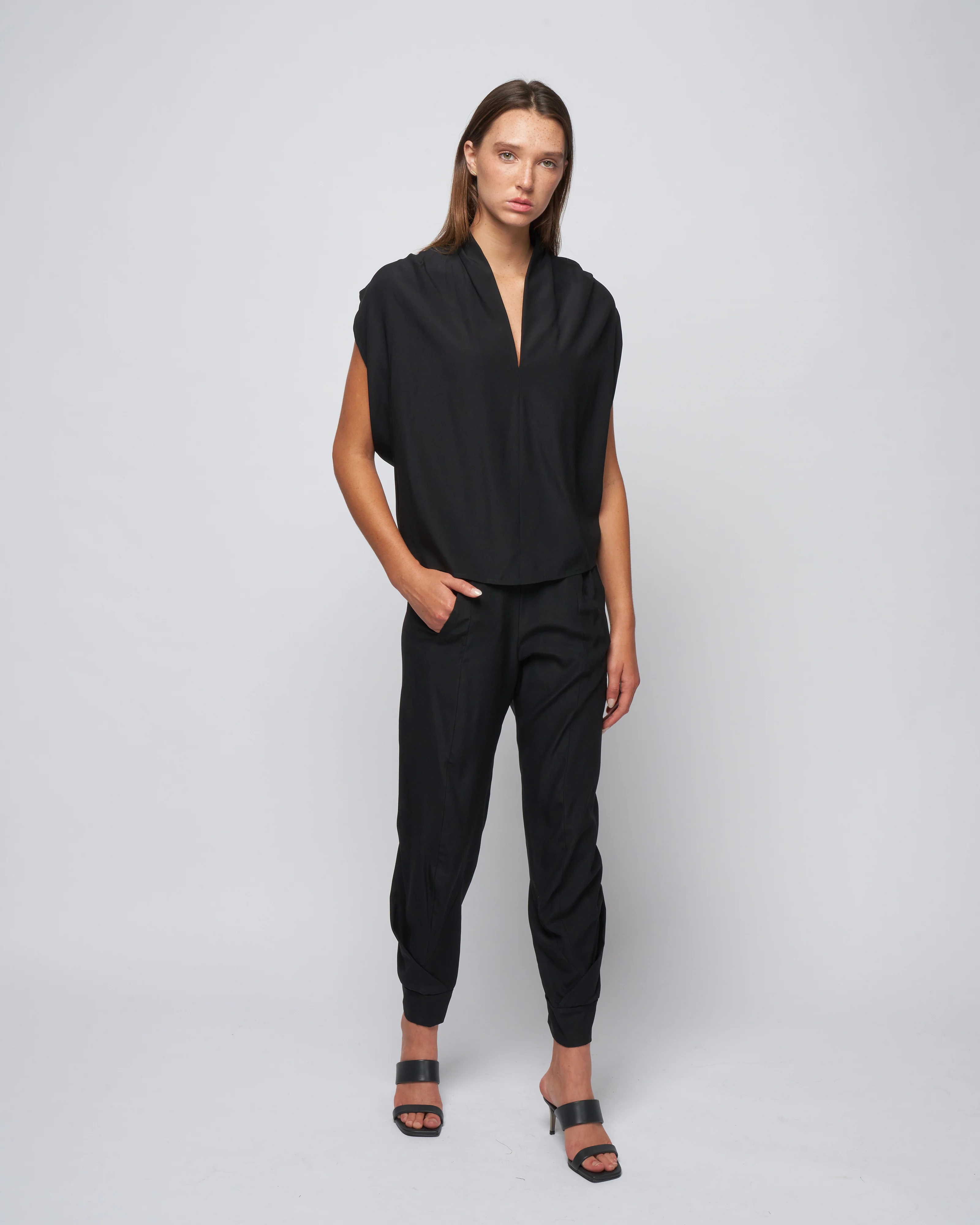 cuff akeo pant - black - Image 2