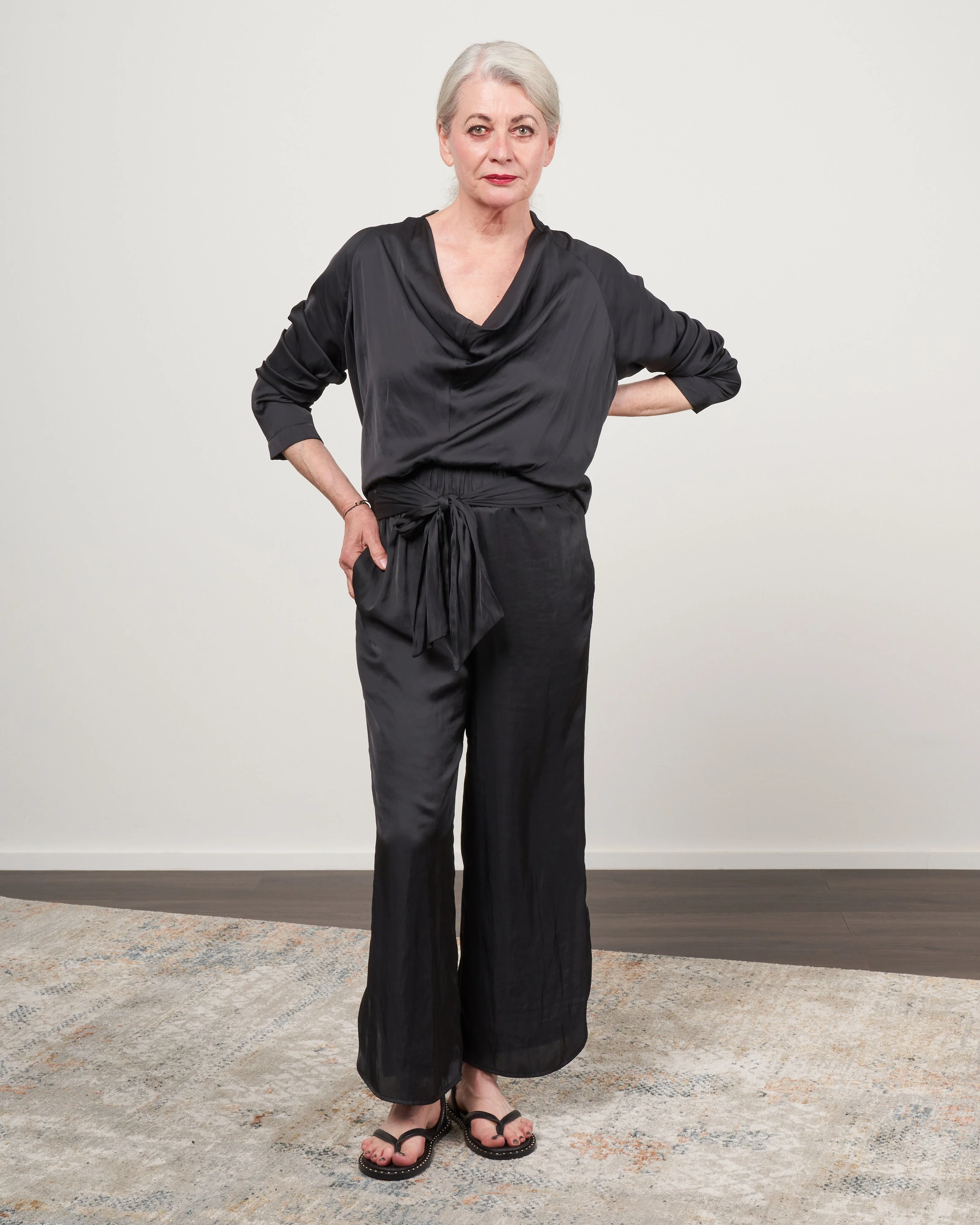 drift long sleeve evi top - black