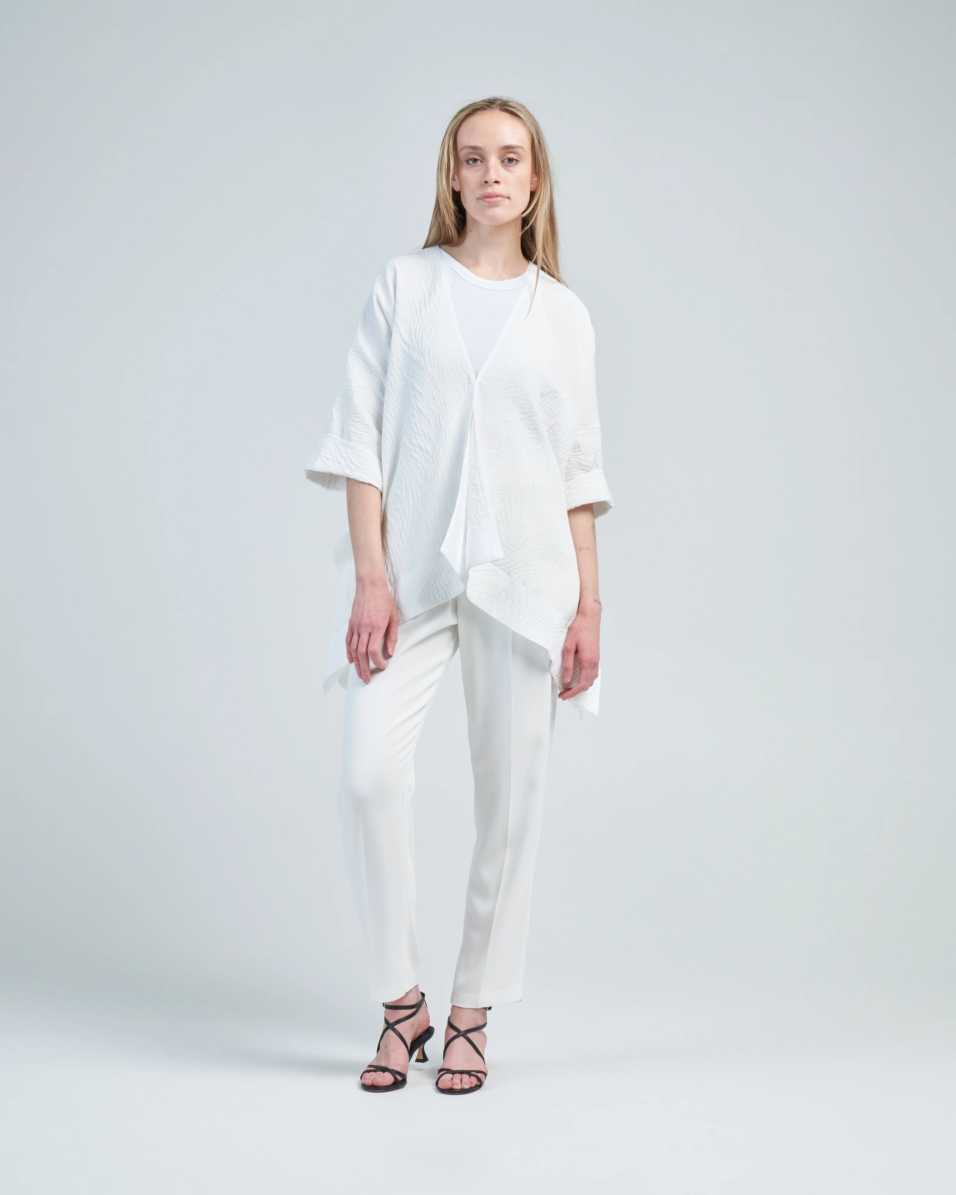 eve square shrug - Image 3