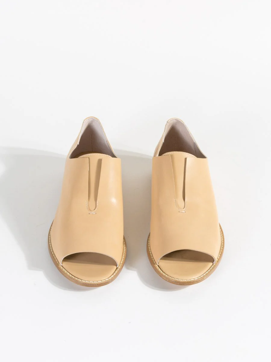 flo flat - tan - Image 3