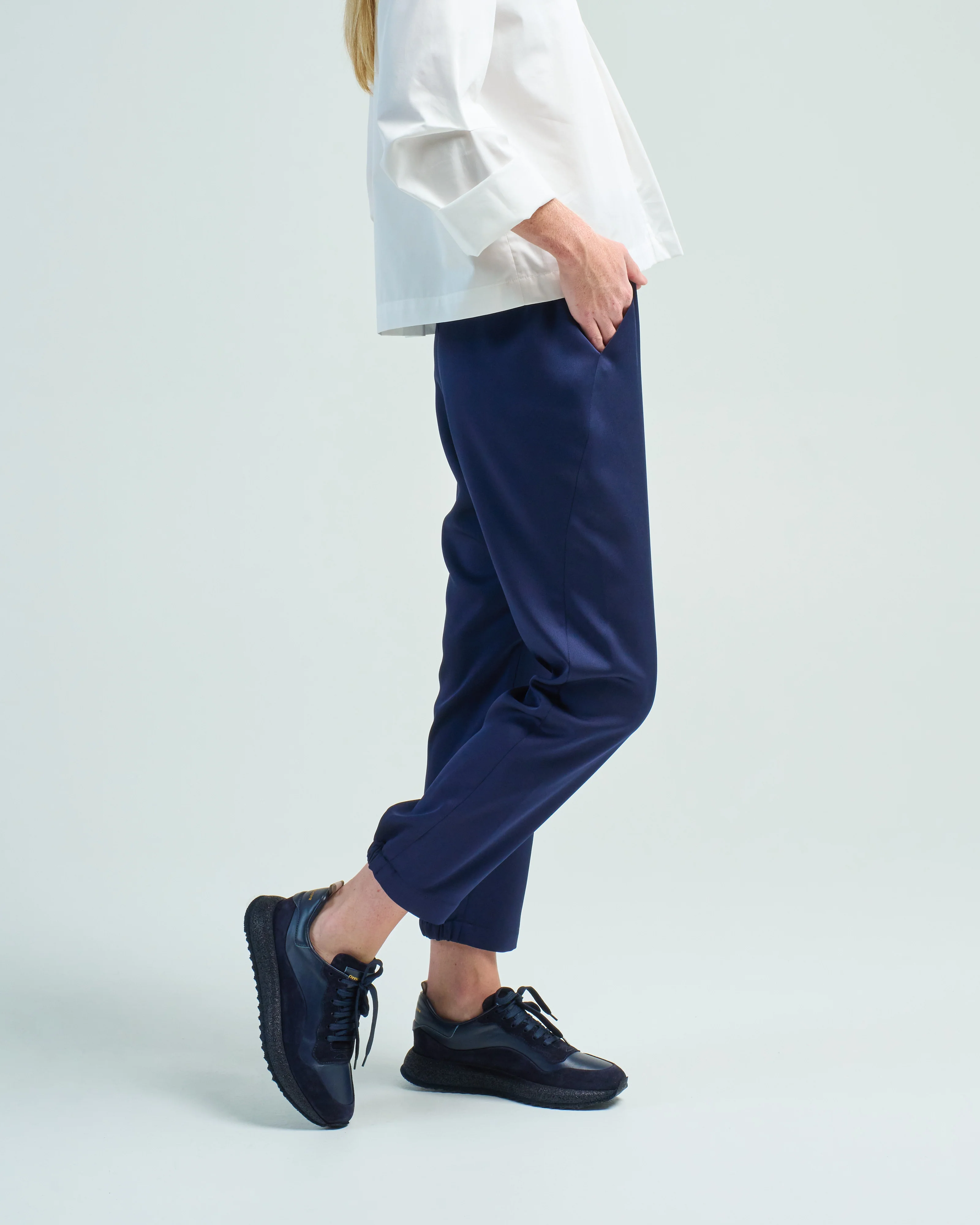 gabi trouser recy drape - Image 3