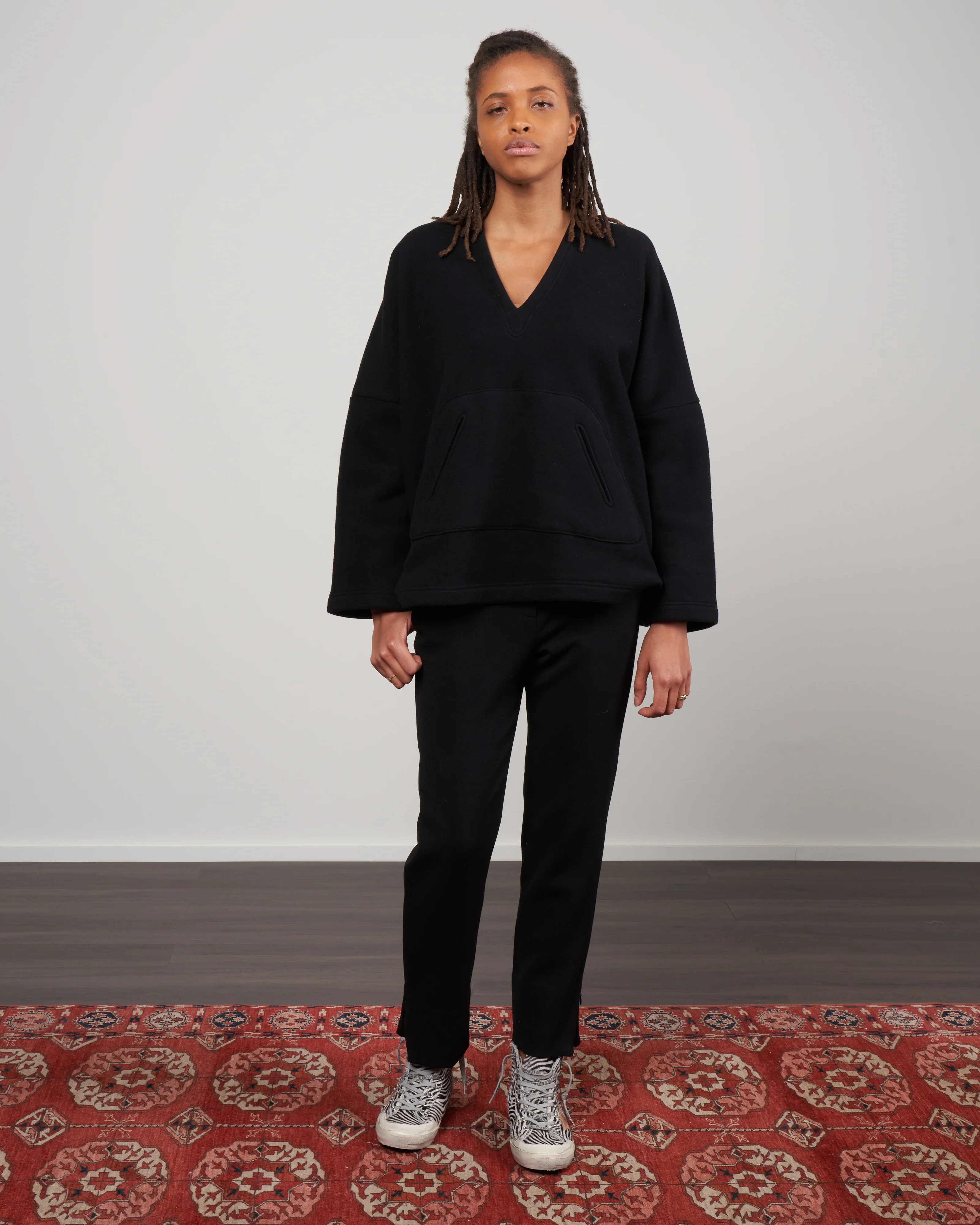 elie poncho - black - Image 2