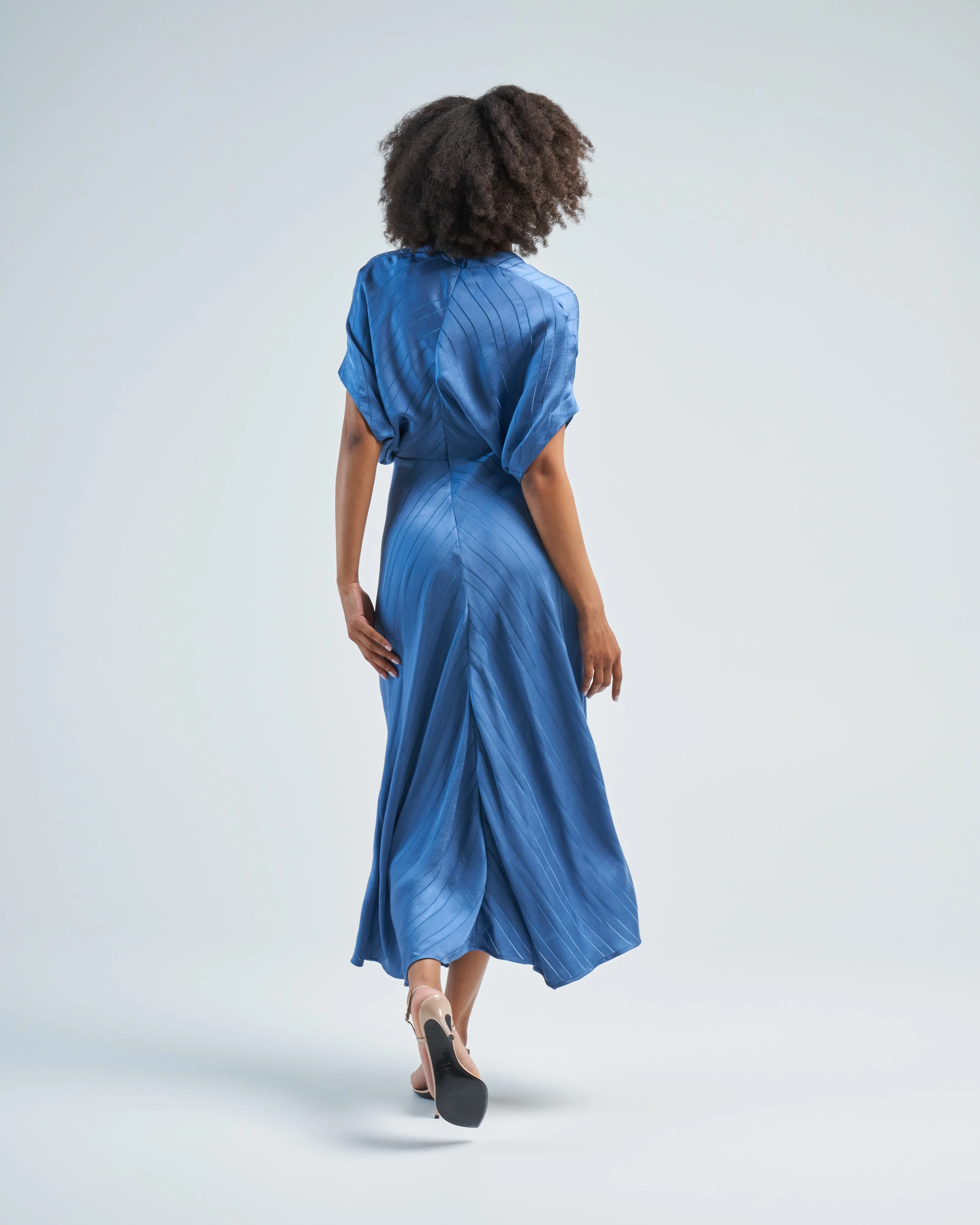 long aki wave dress - Image 4