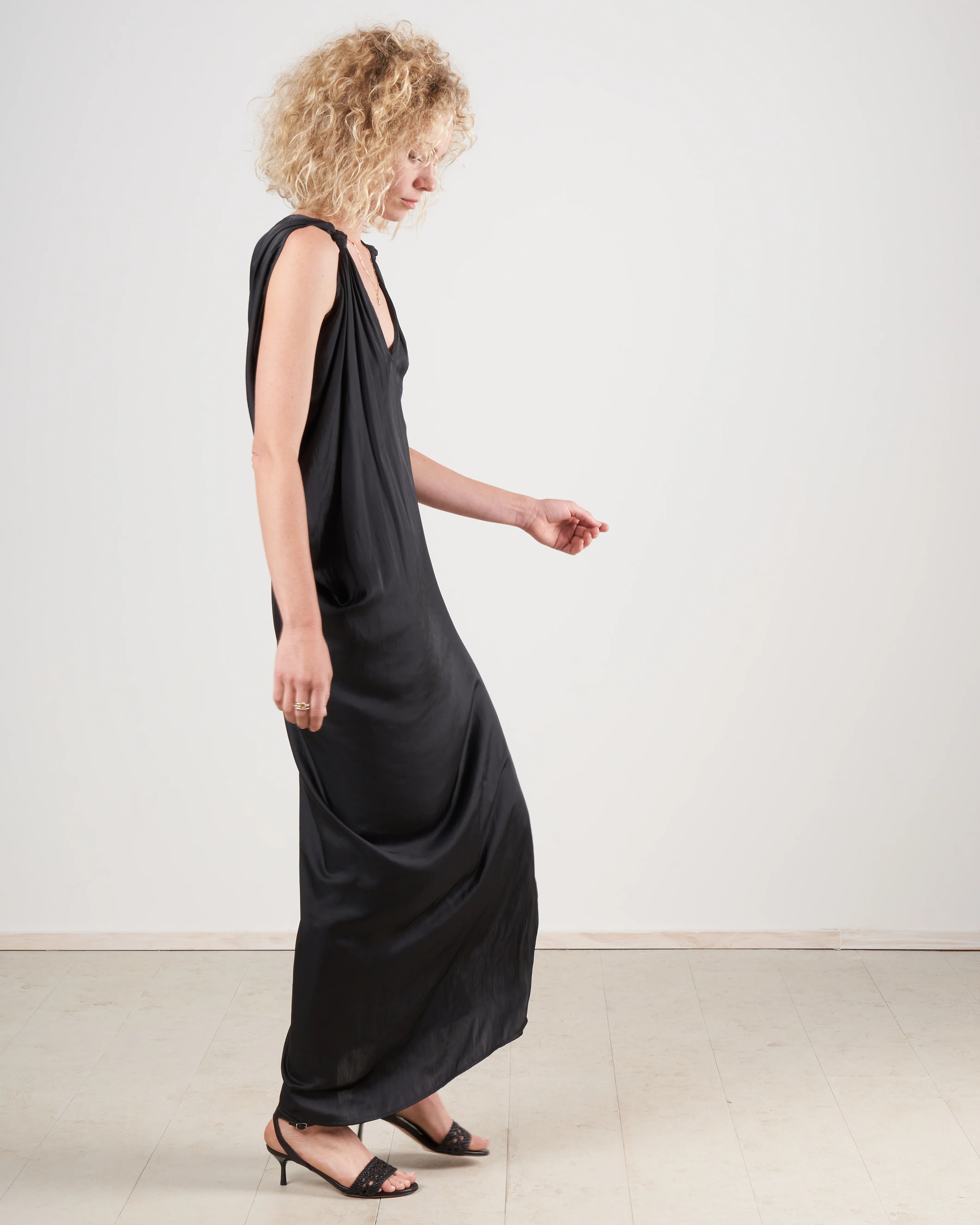 long knot dress - black - Image 2