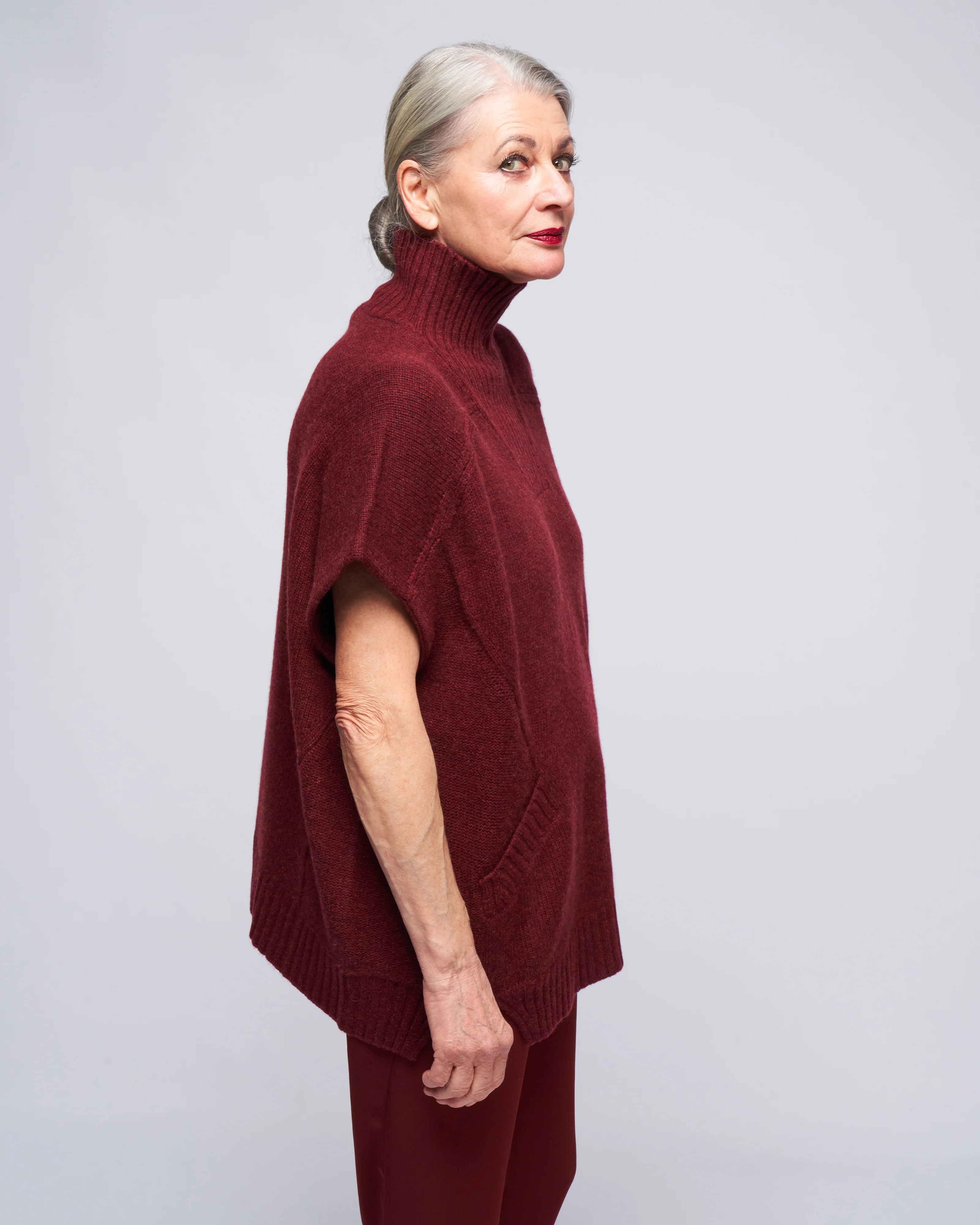 mea poncho - currant - Image 3