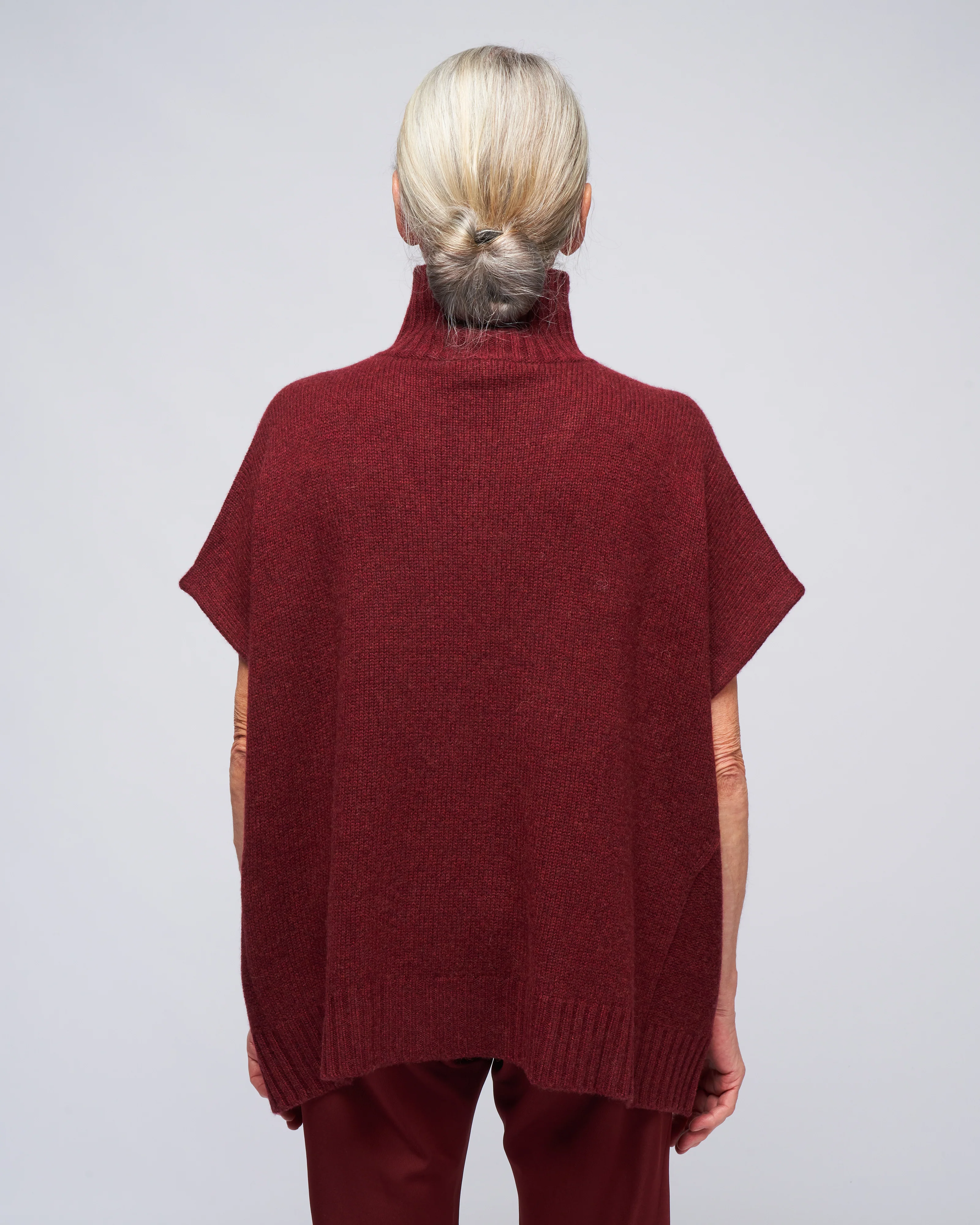 mea poncho - currant - Image 4