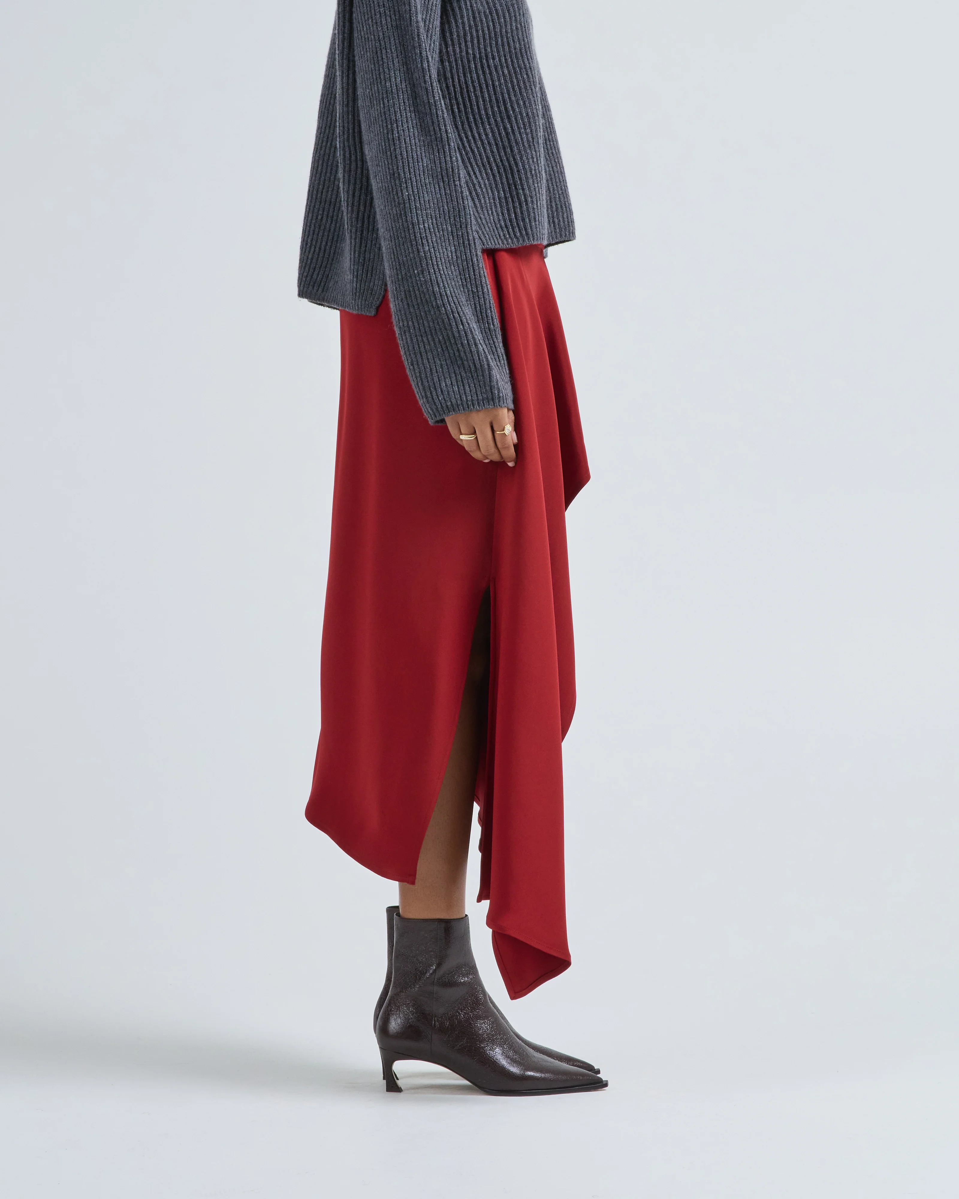 one skirt - Image 3