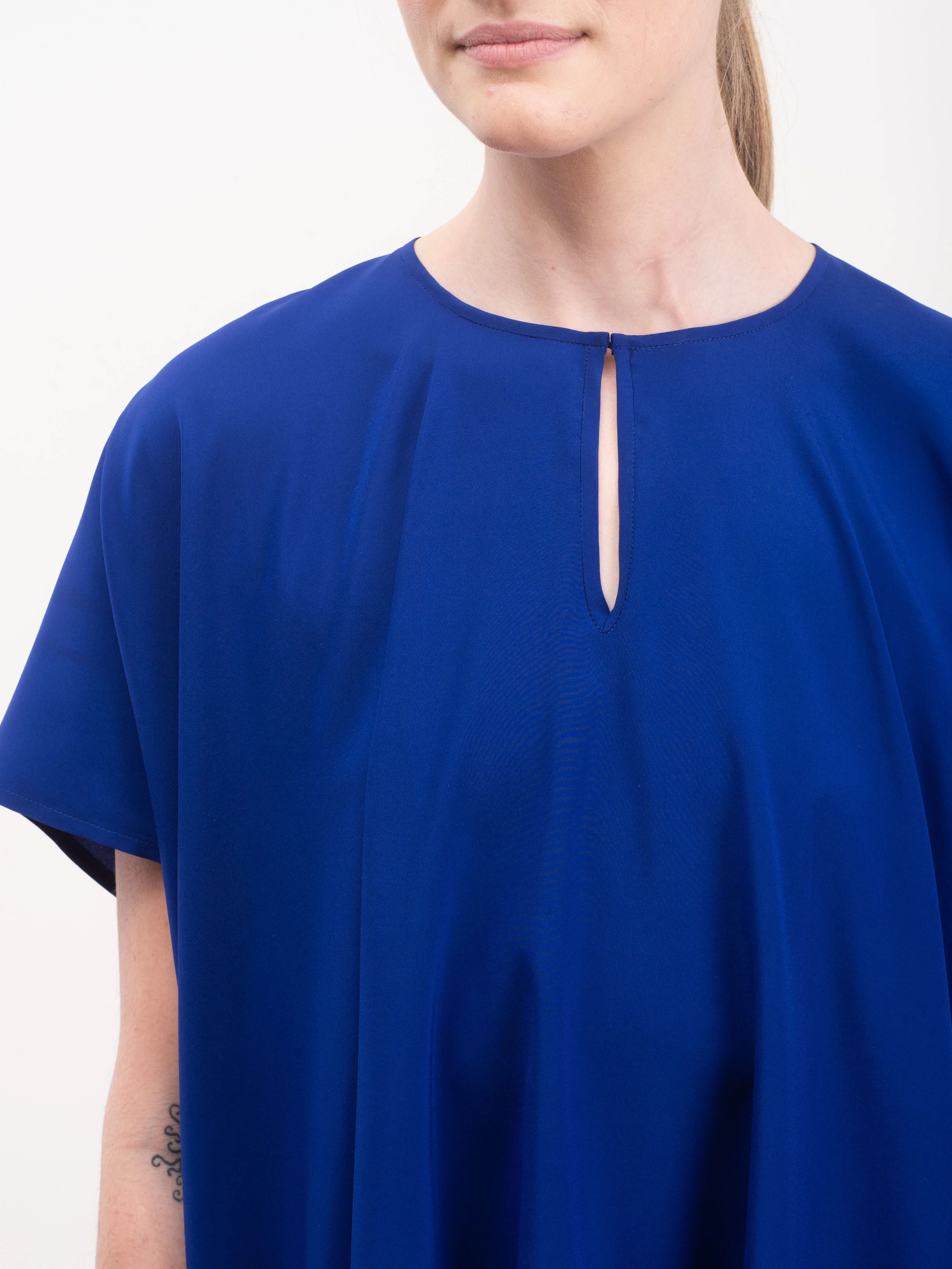 rae poncho - royal blue - Image 6