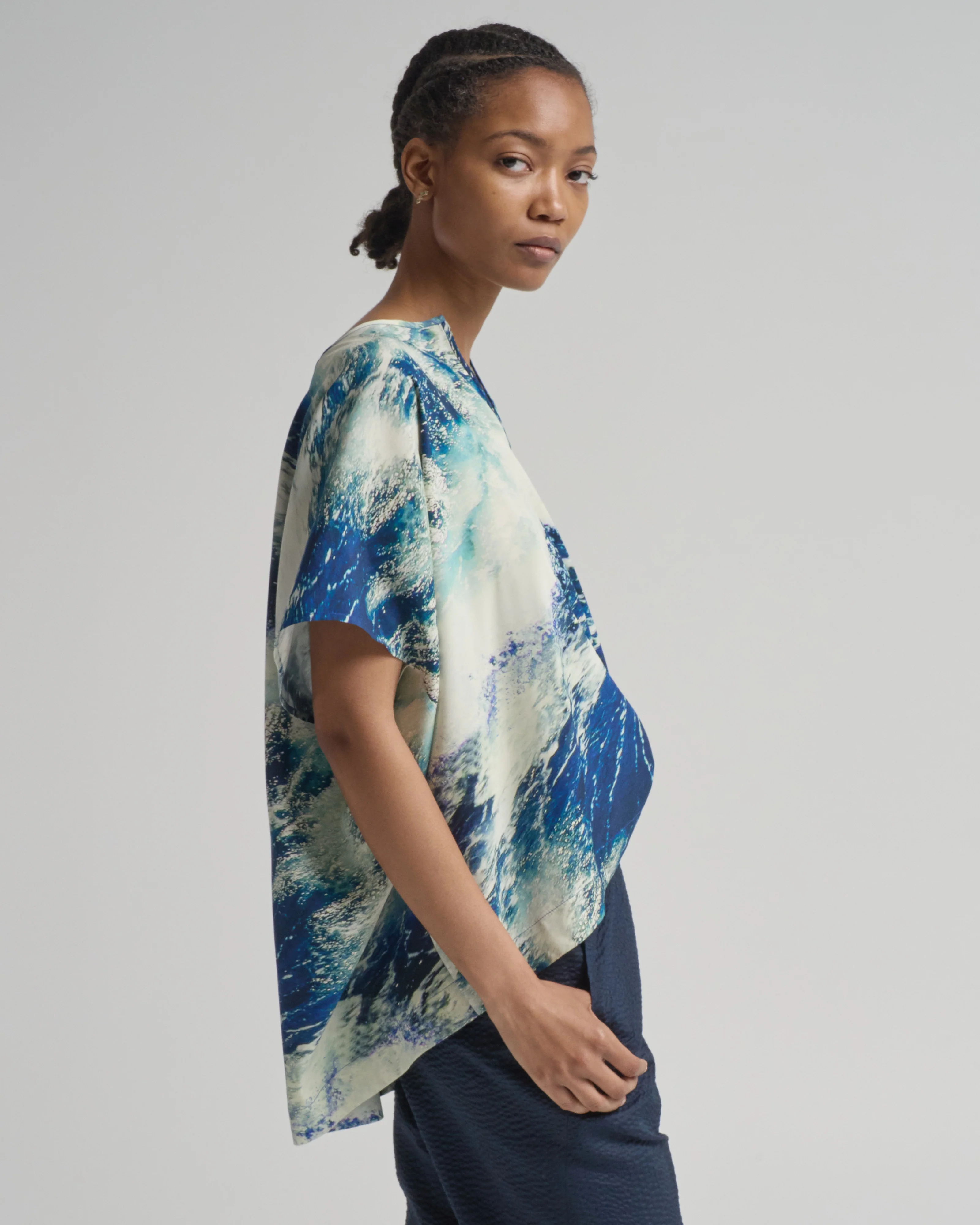 rae poncho top - Image 3
