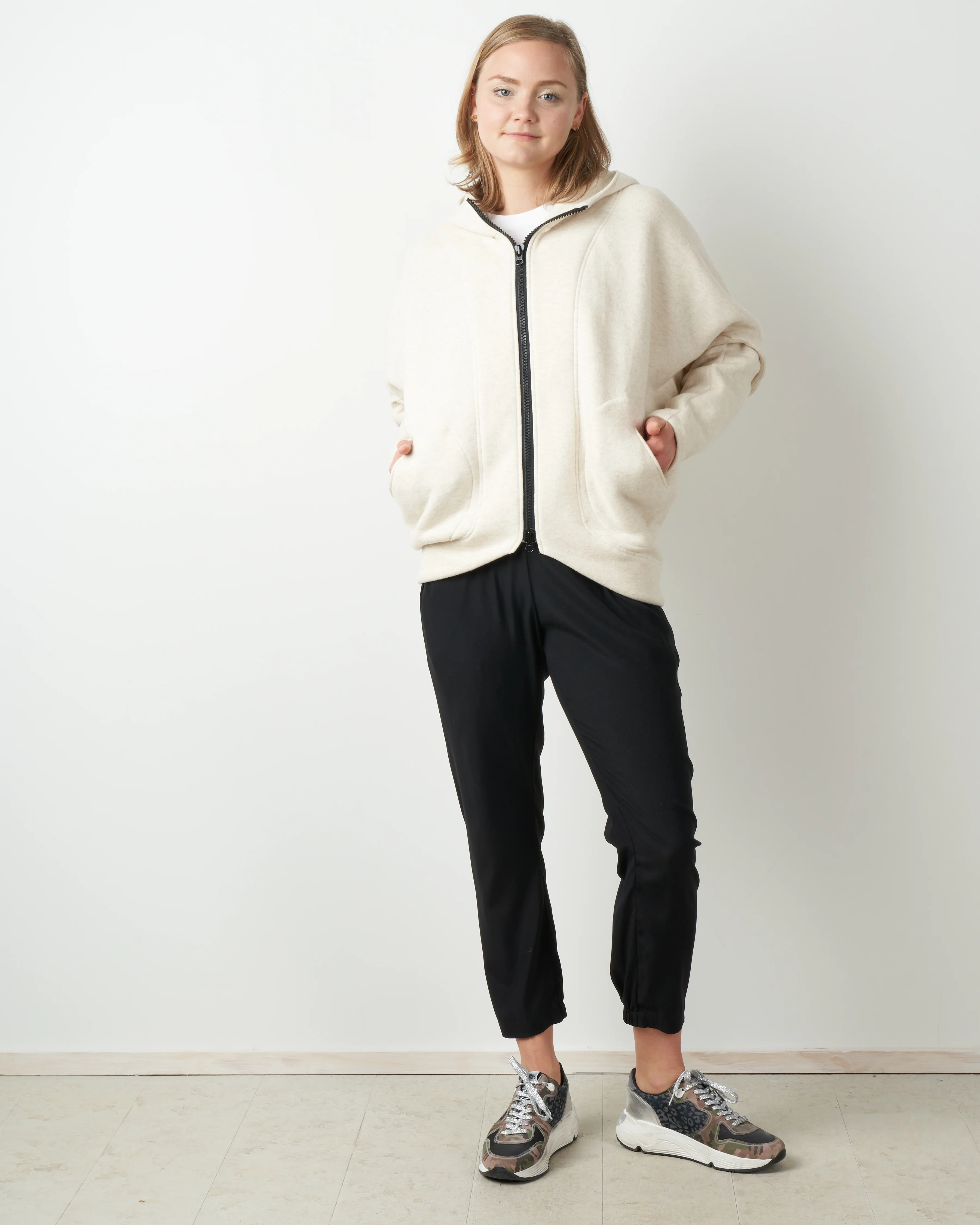 ria hoodie - ivory - Image 4