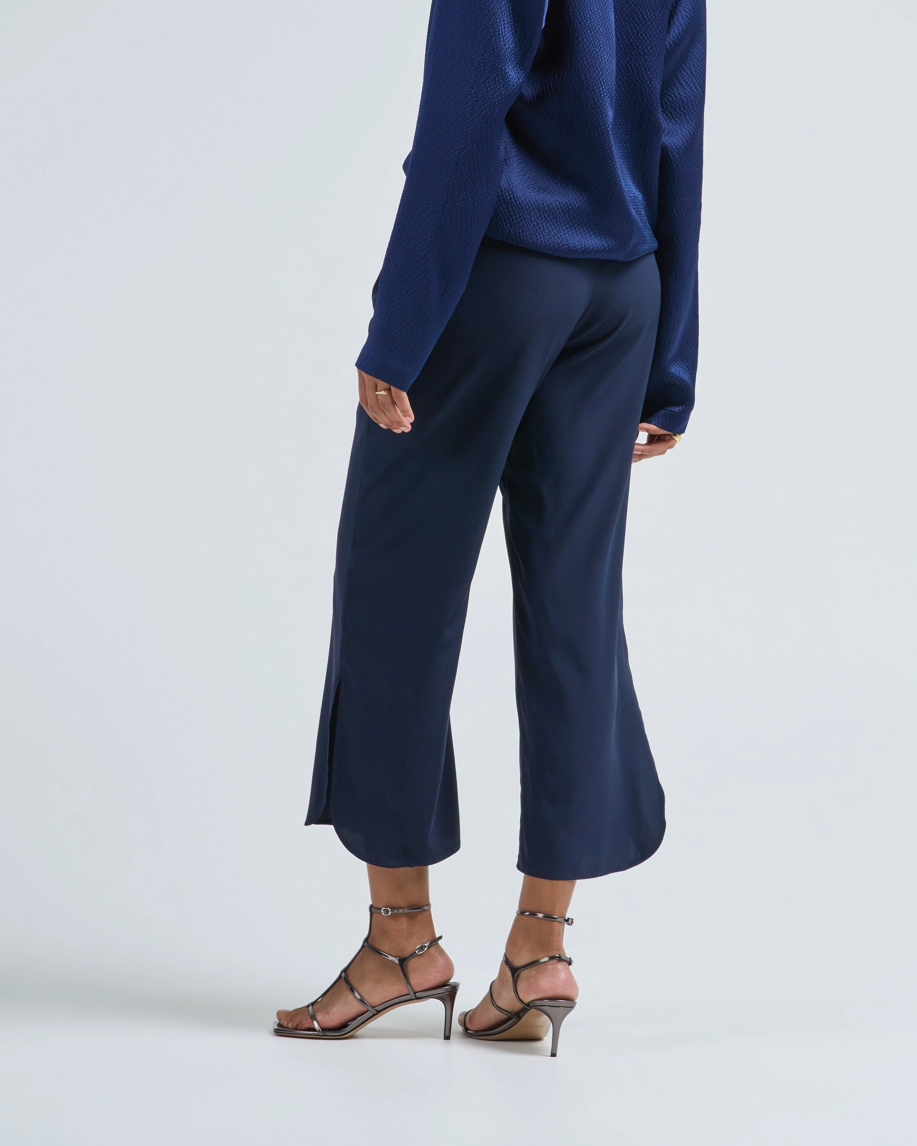 ruched front pant - Image 4
