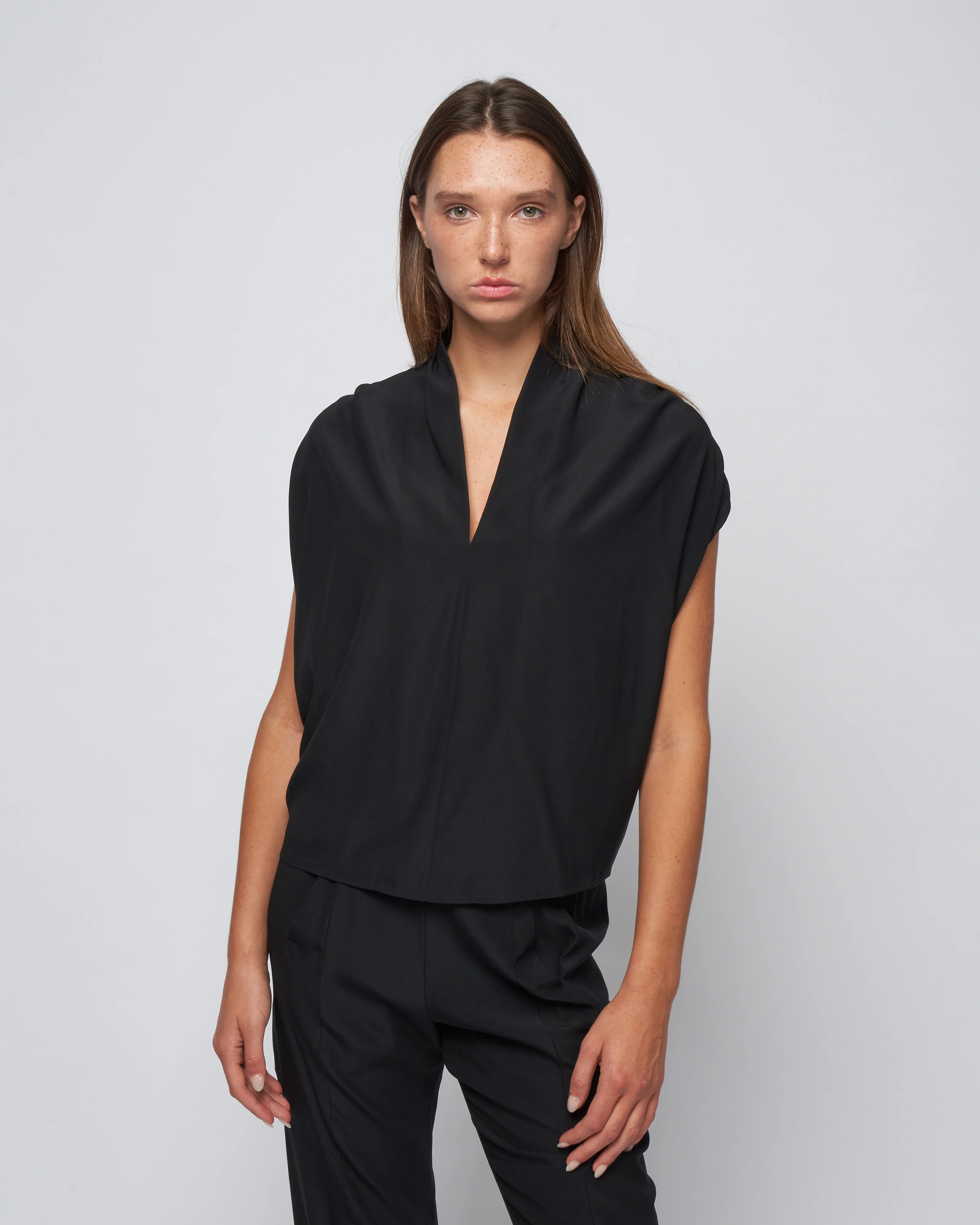 sola top - black