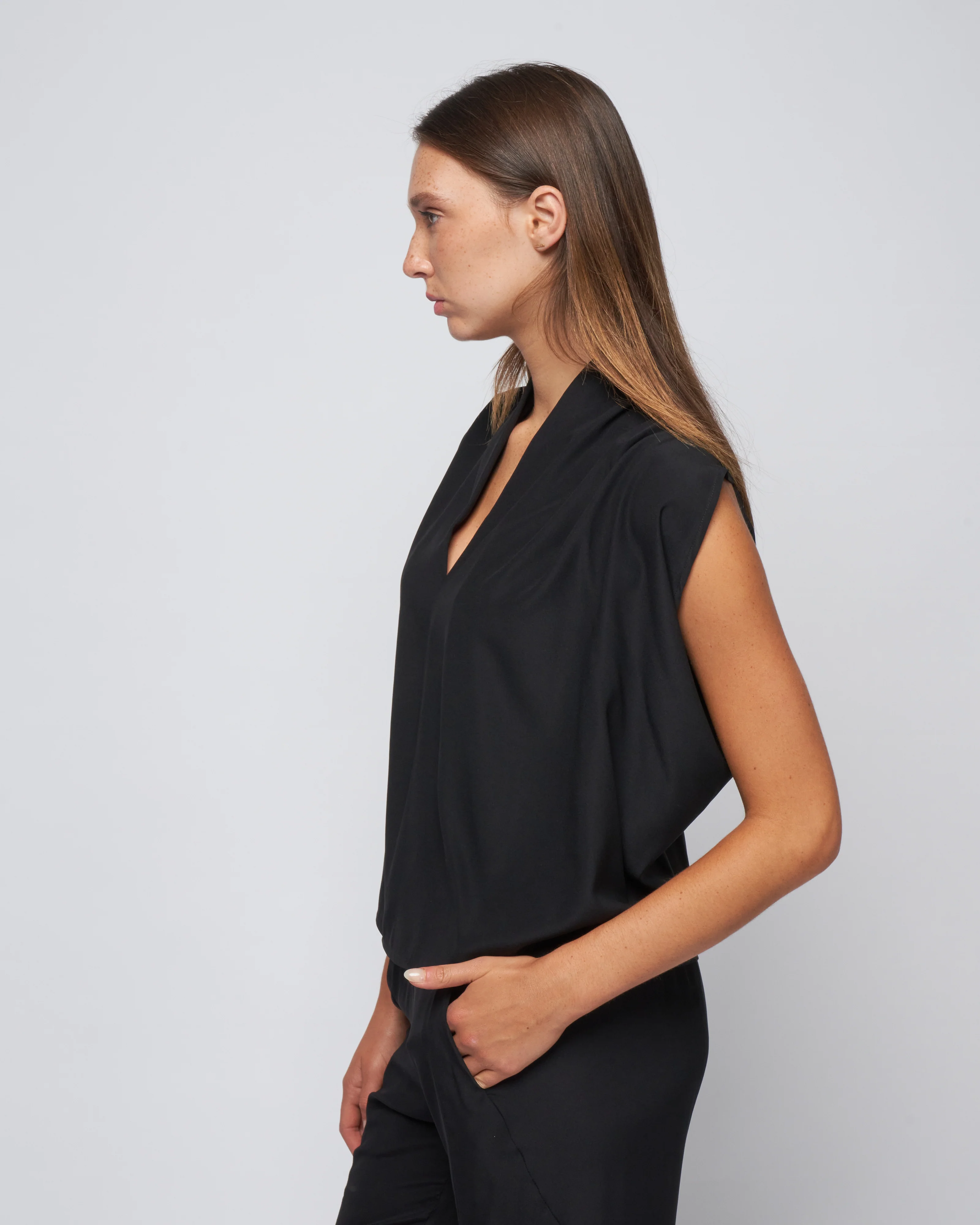 sola top - black - Image 3