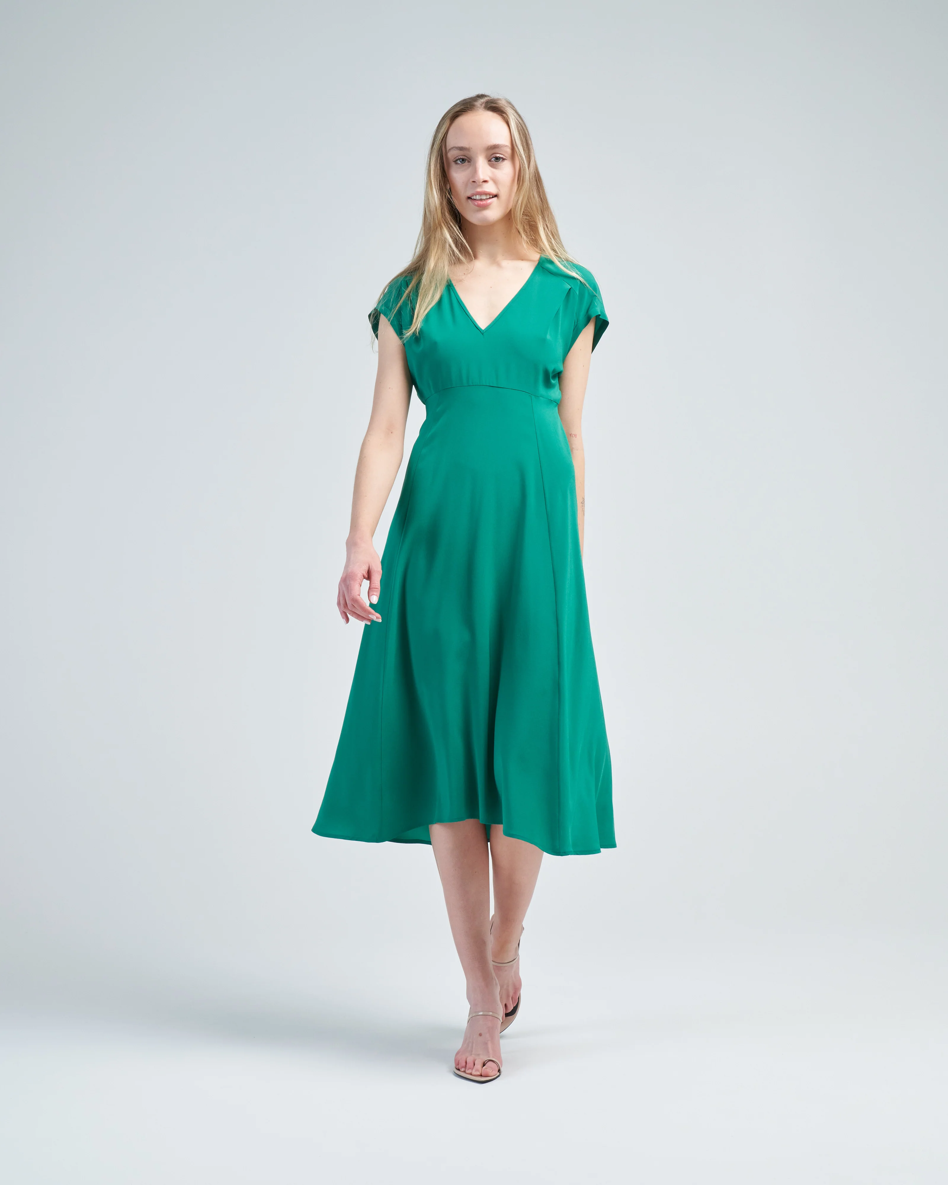 v-neck ama dress - Image 2