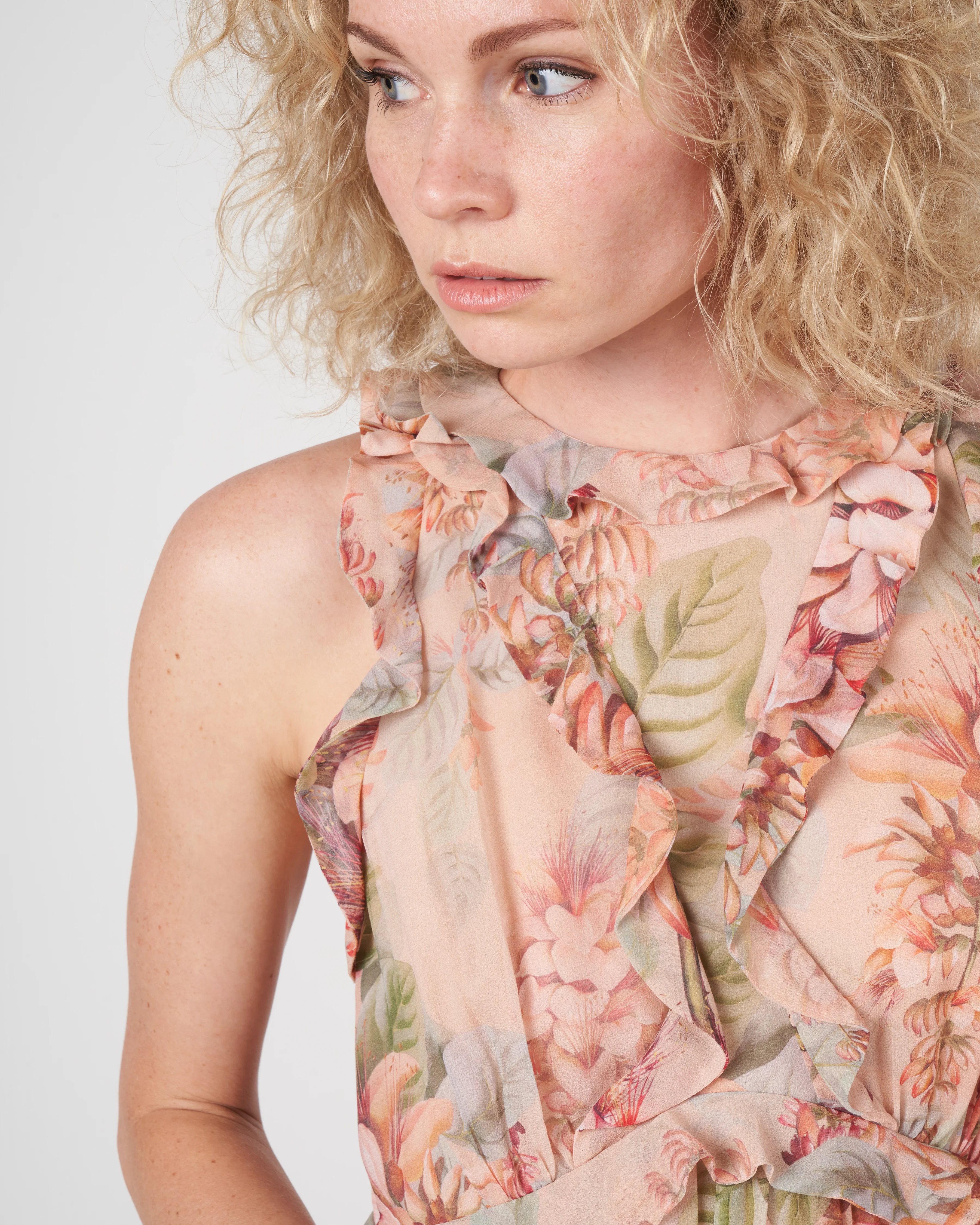 candescent waterfall midi dress - coral tree - Image 5