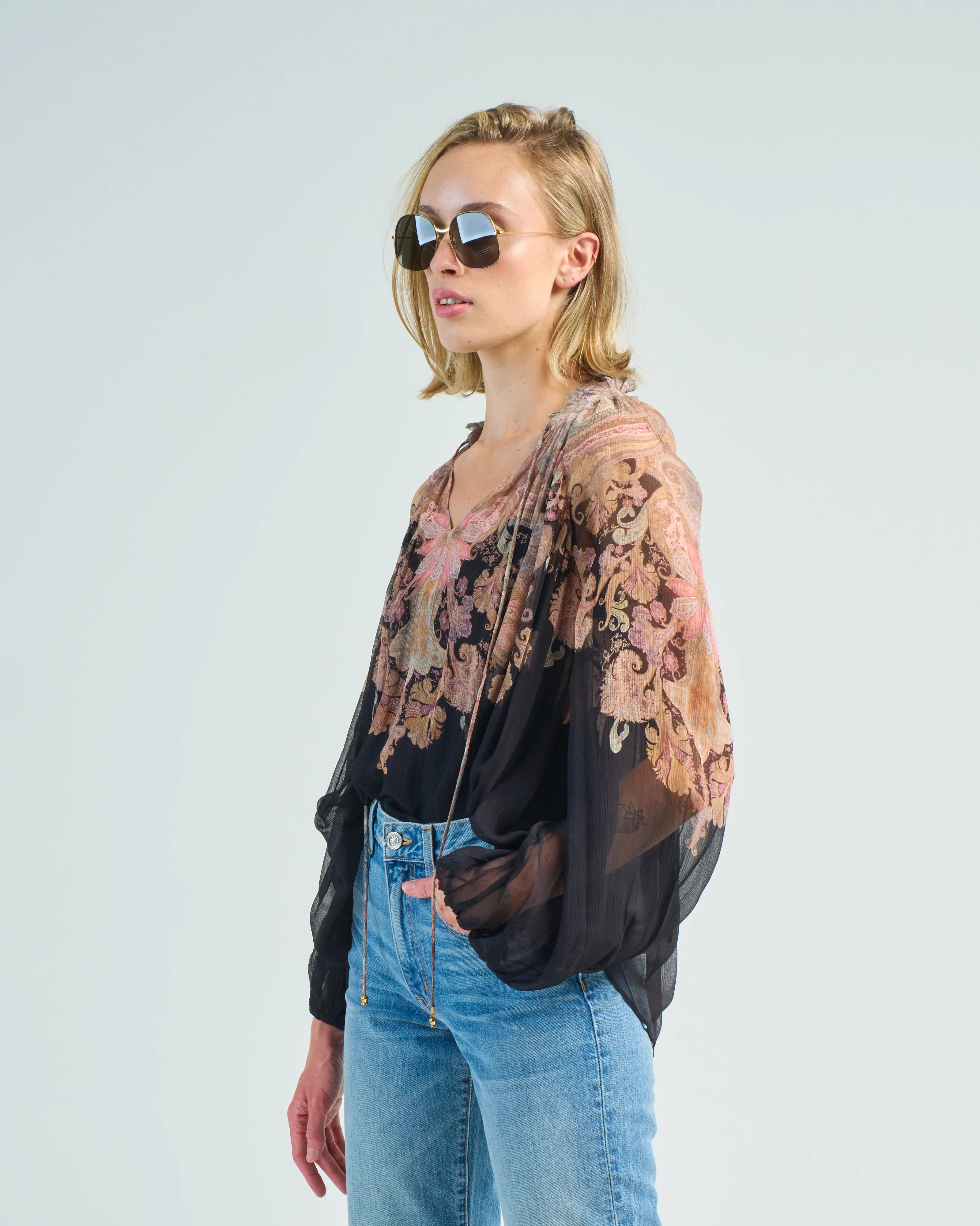 illustration billow blouse - Image 4